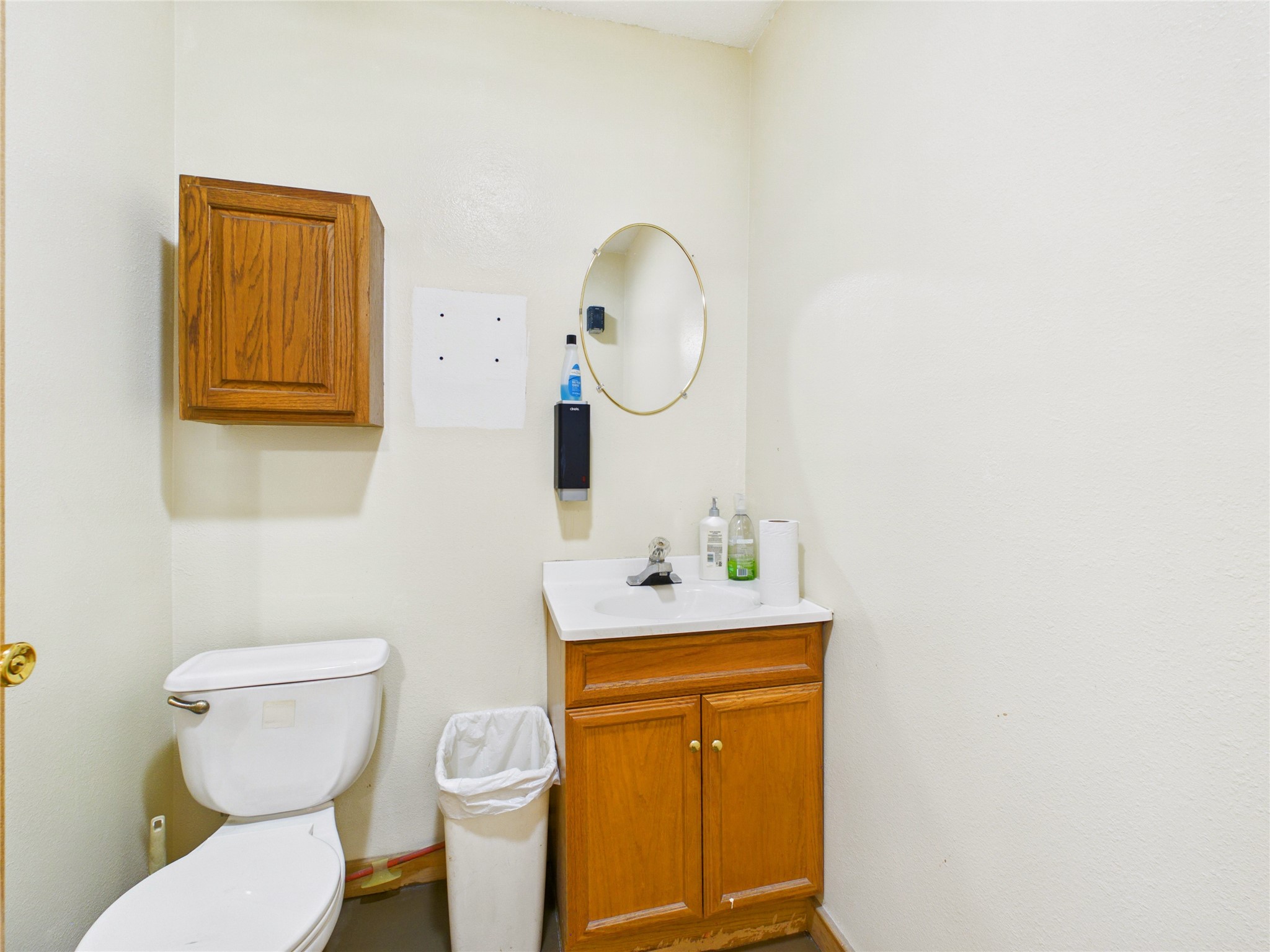 881 N Grant Avenue Property Photo 9