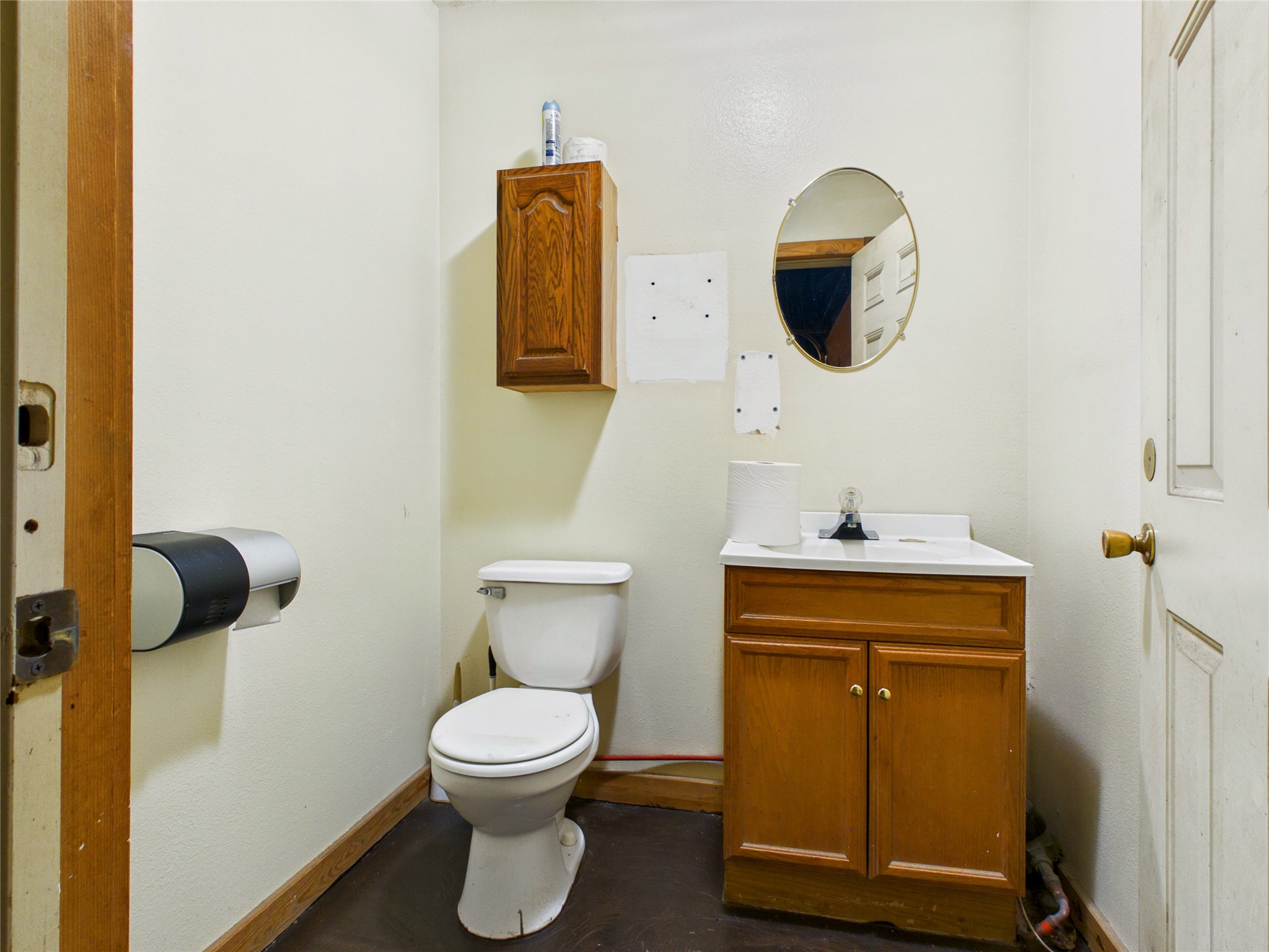 881 N Grant Avenue Property Photo 10