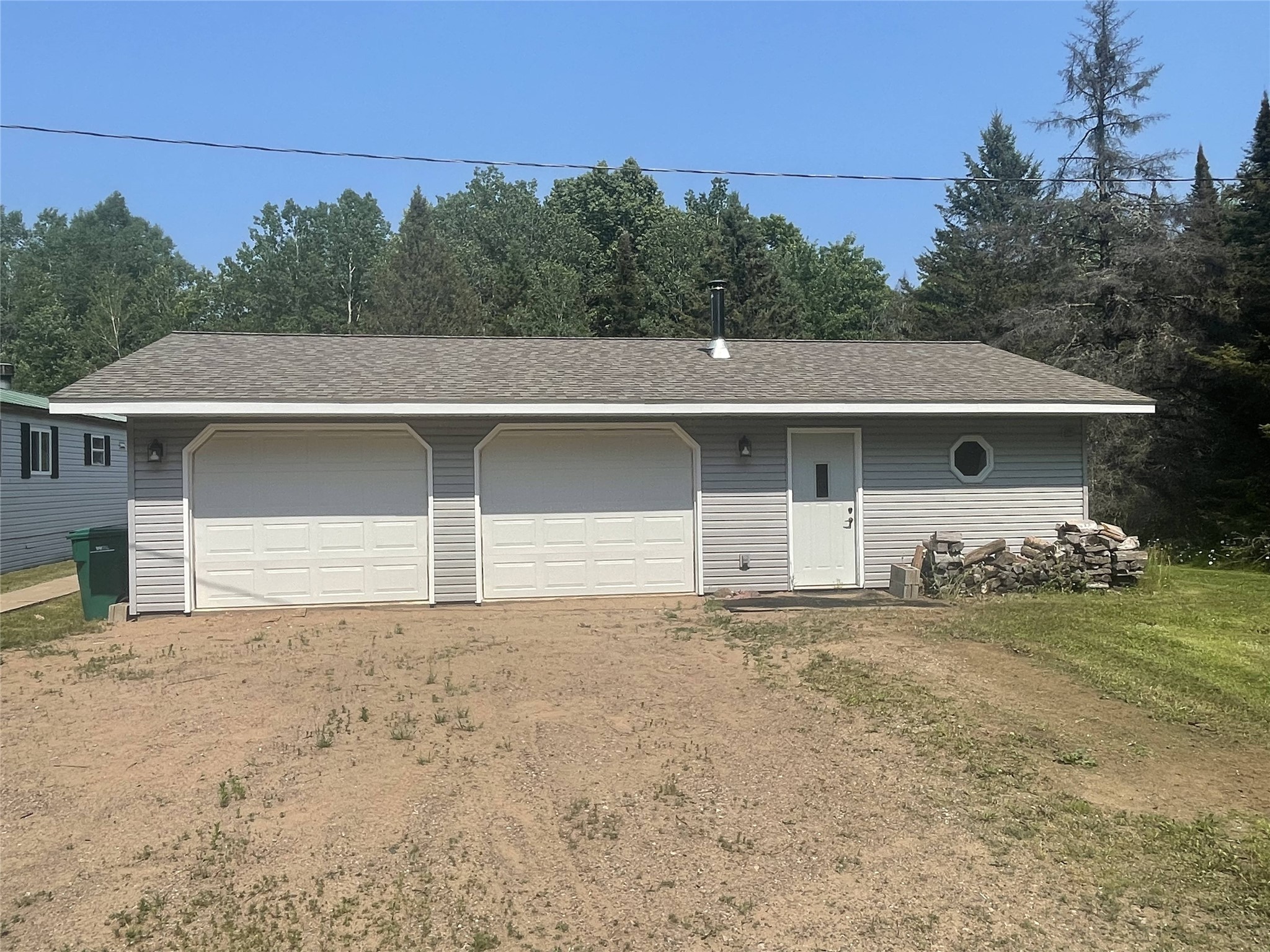 75782 Gear Road Property Photo 4
