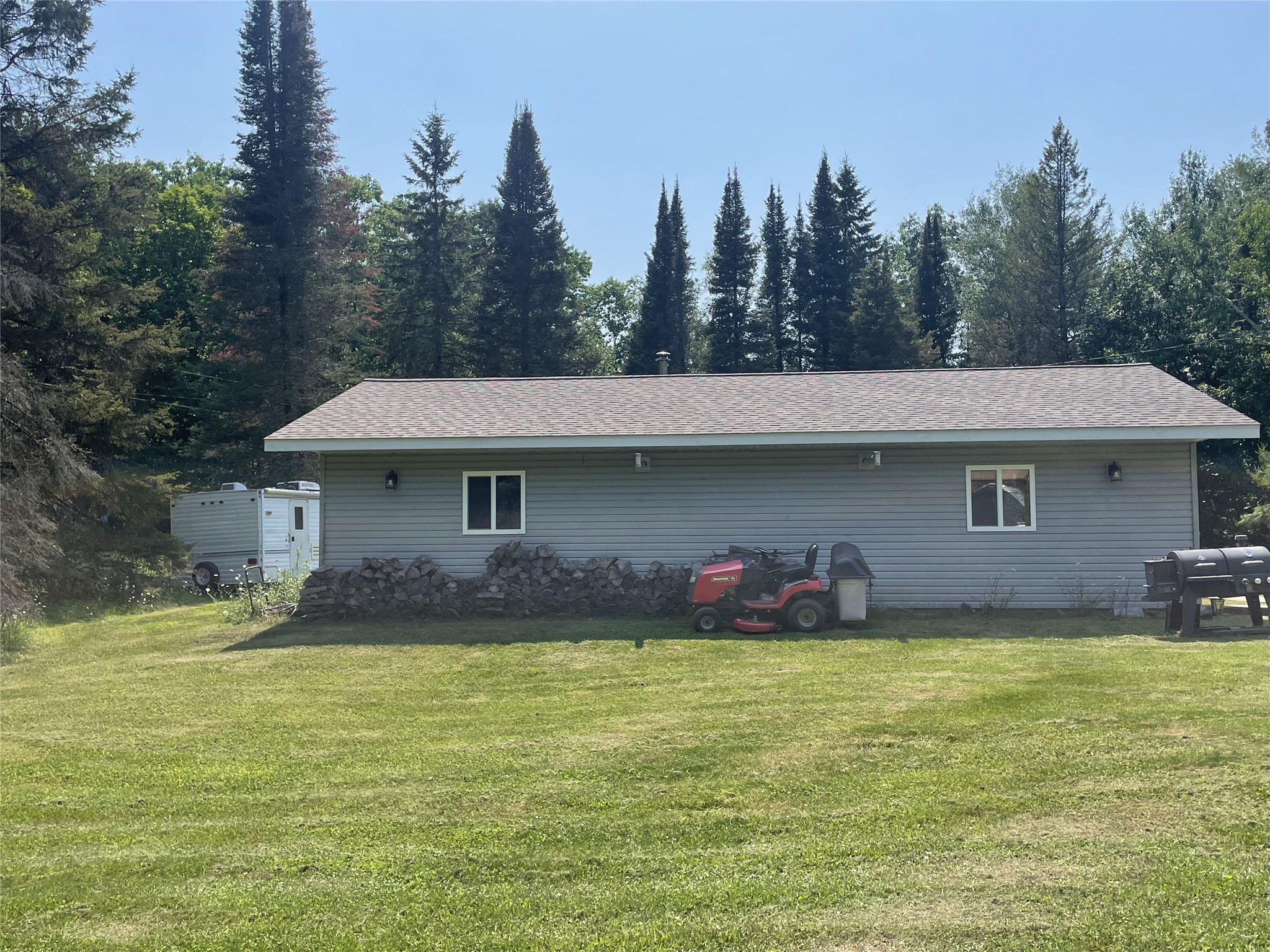 75782 Gear Road Property Photo 5
