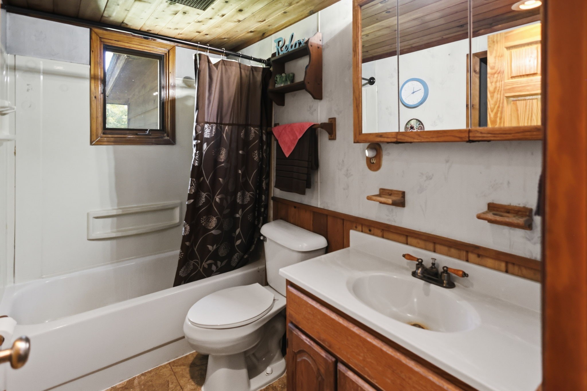 8998 N River Road Property Photo 22