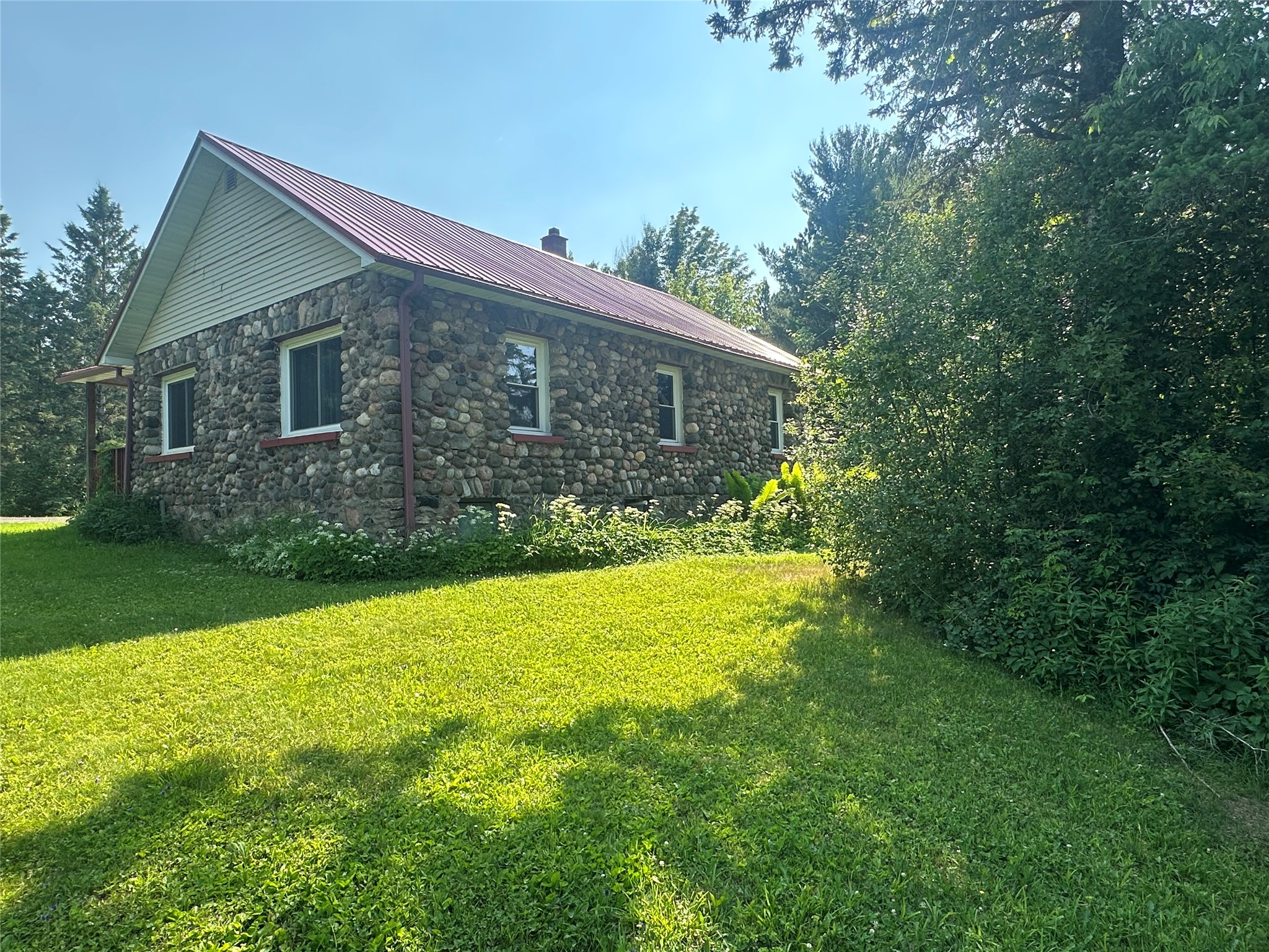 6901 N Zett Road Property Photo 1
