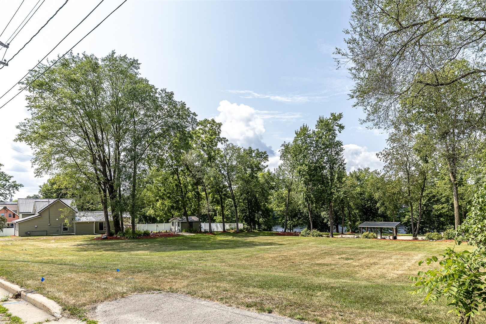 214 N Roosevelt Road Property Photo 37