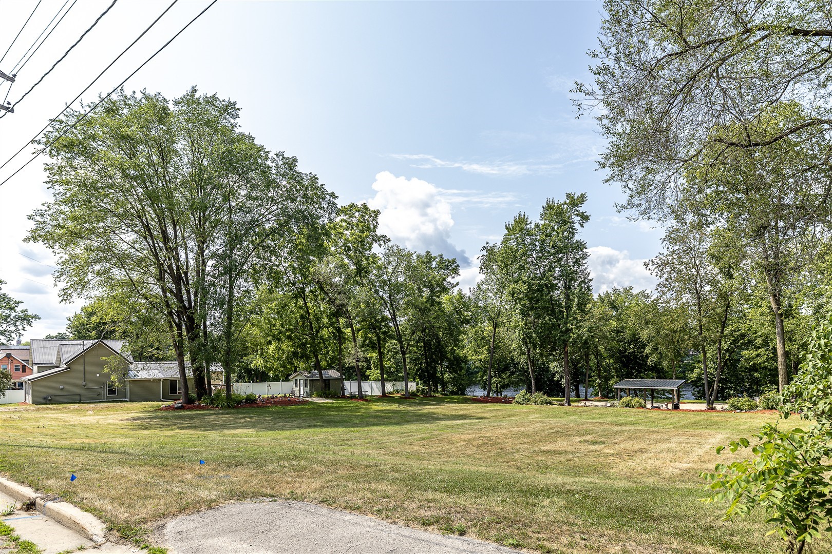 214 N Roosevelt Road Property Photo 38