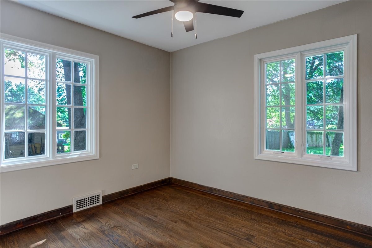 910 Oakwood Boulevard Property Photo 21