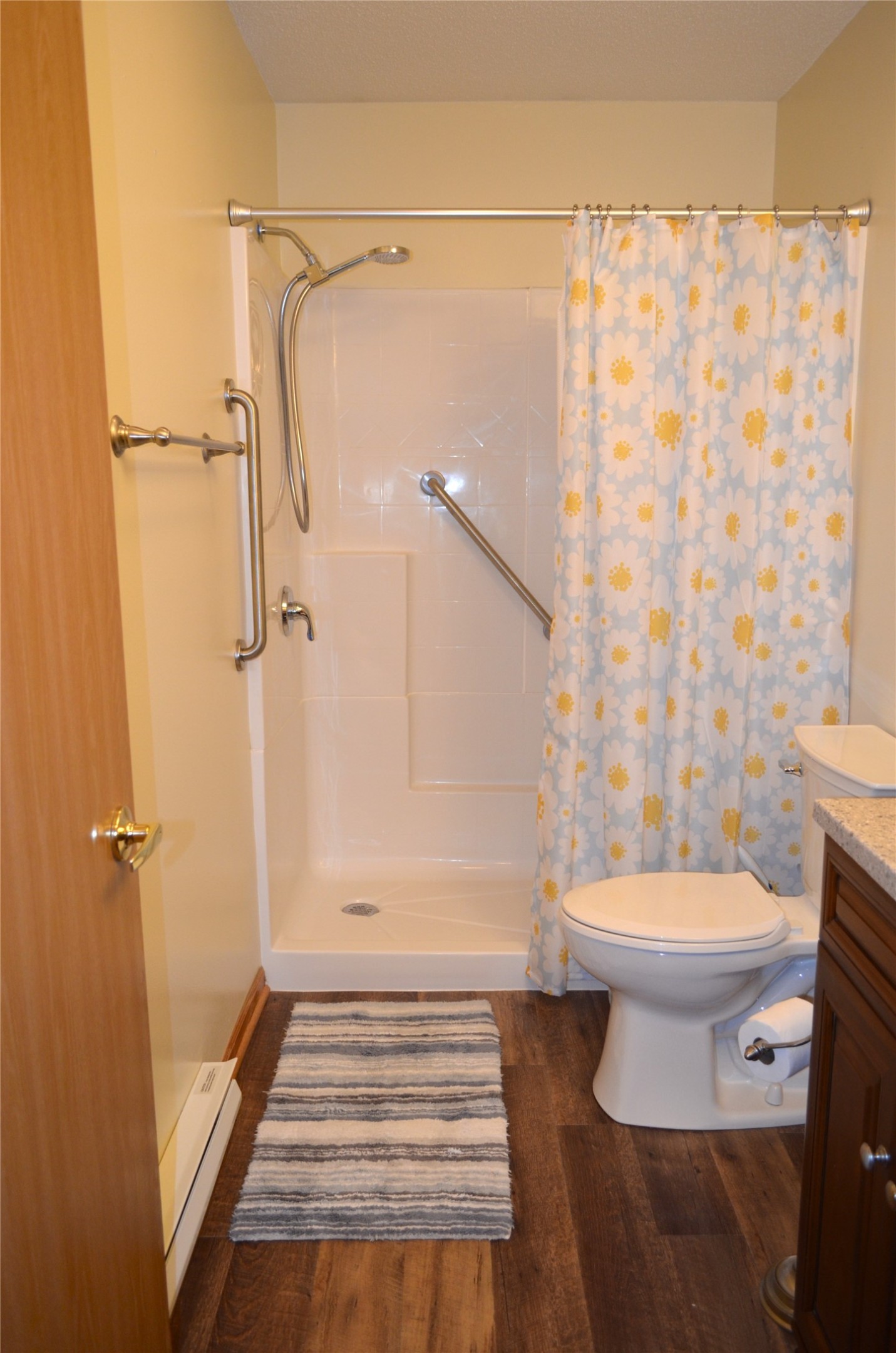1504 Winchester Way Property Photo 18