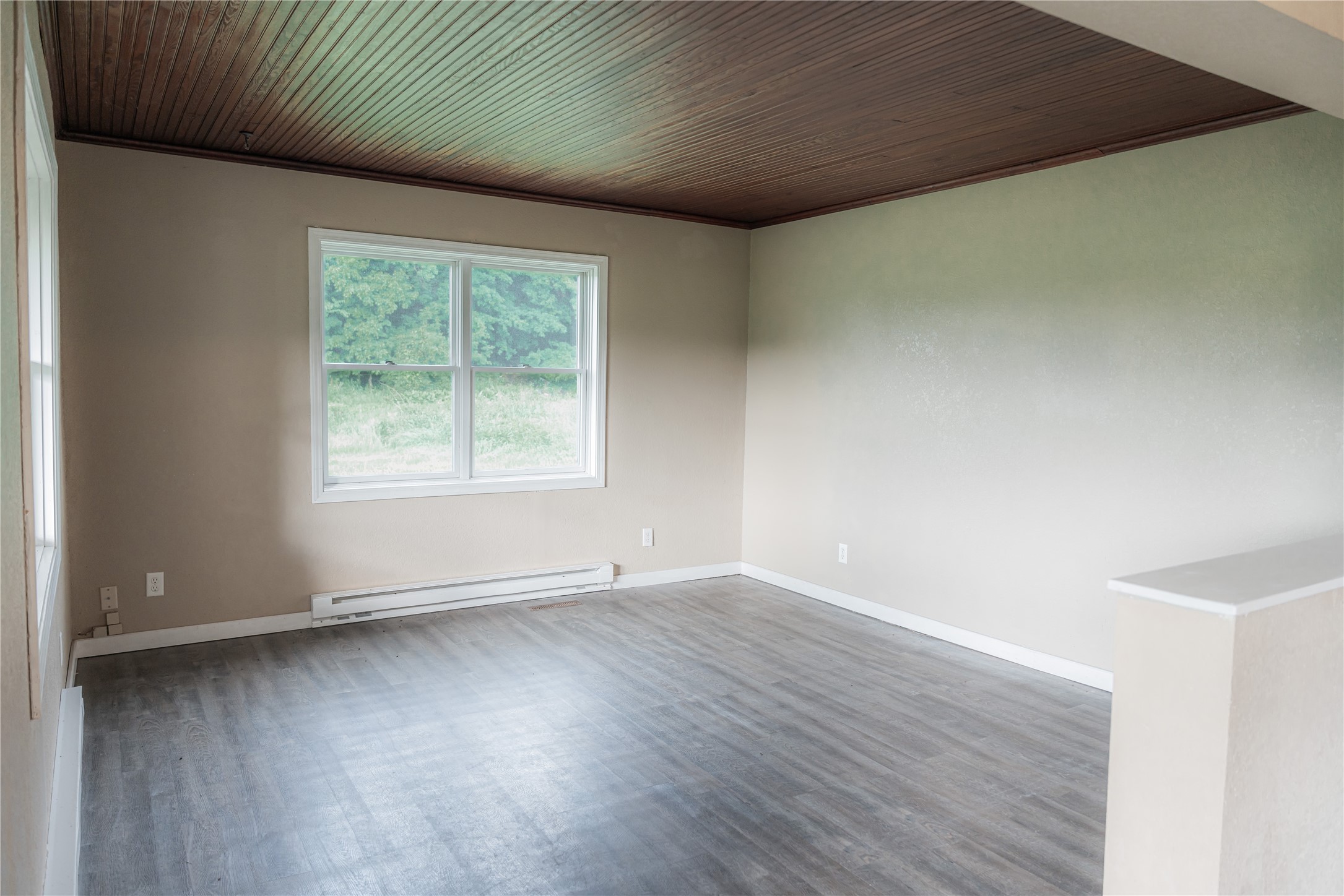 N14377 190th Street Property Photo 9