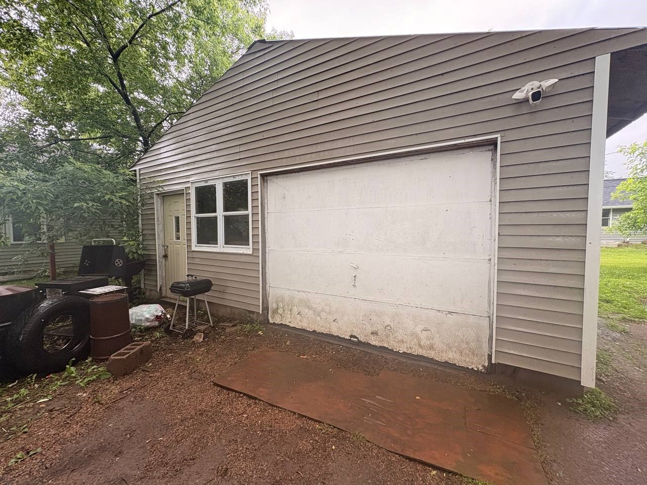 1002 Cora Avenue Property Photo 2