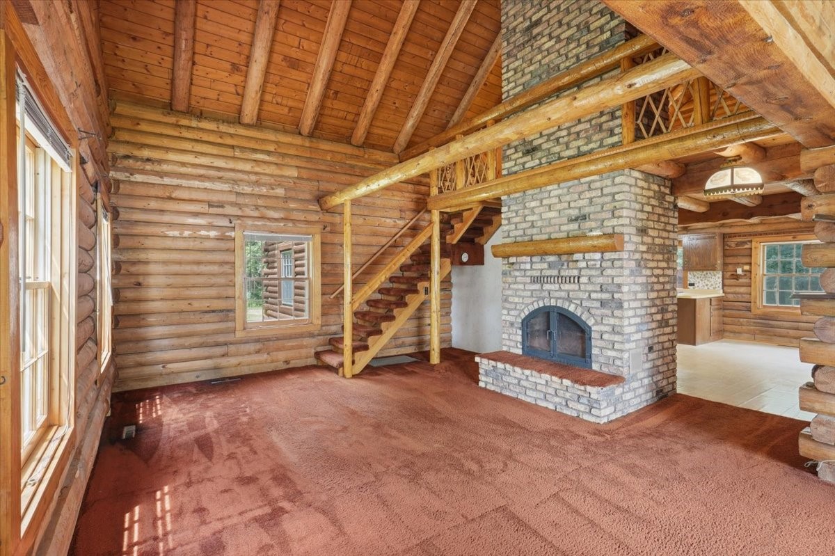 22498 Little Deer Road Property Photo 3