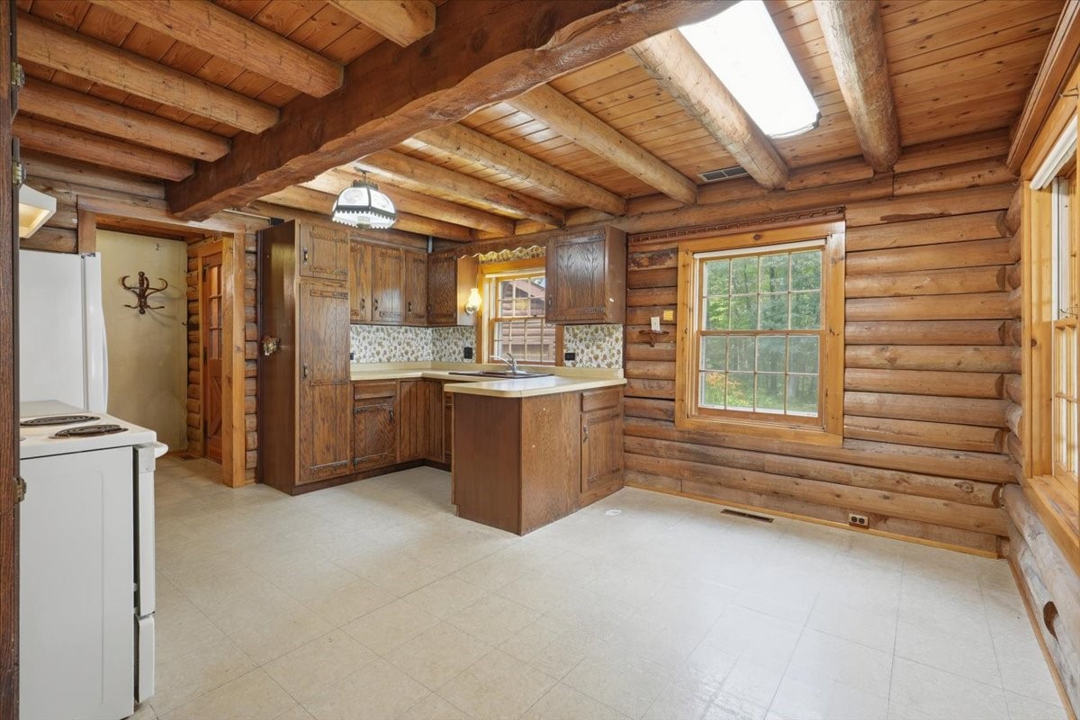 22498 Little Deer Road Property Photo 7