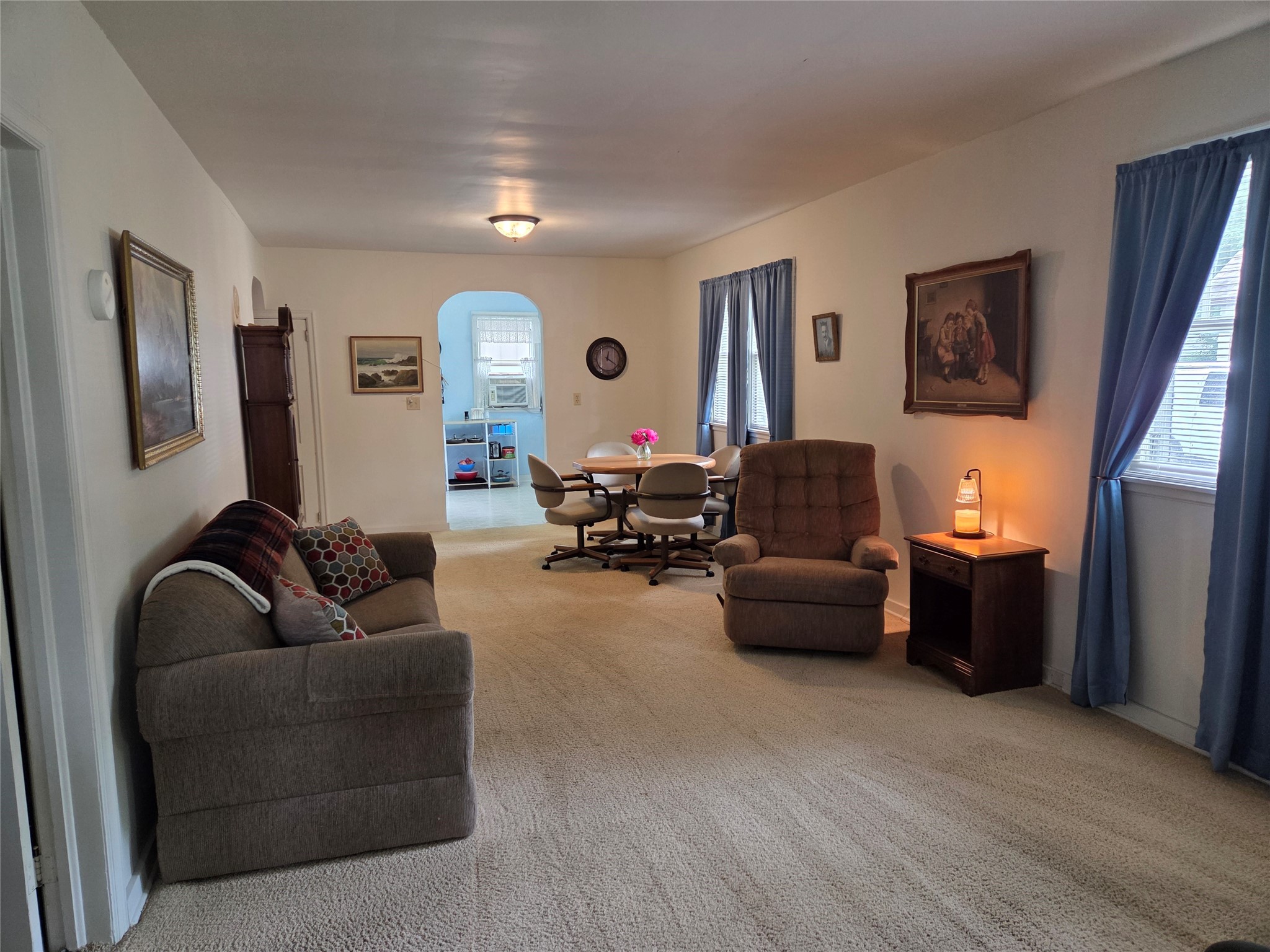 229 South Street W Property Photo 15