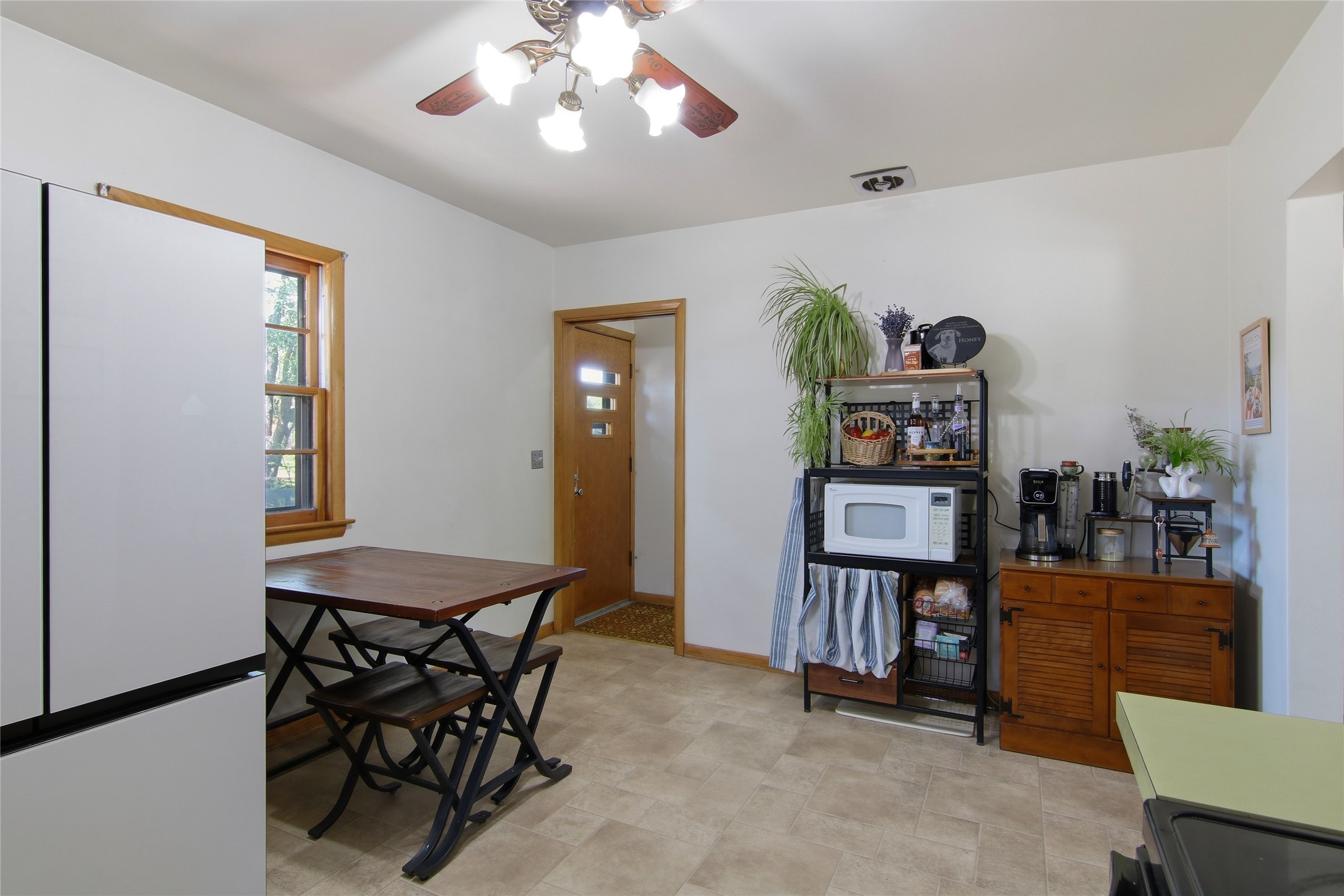 484 A Street Property Photo 11