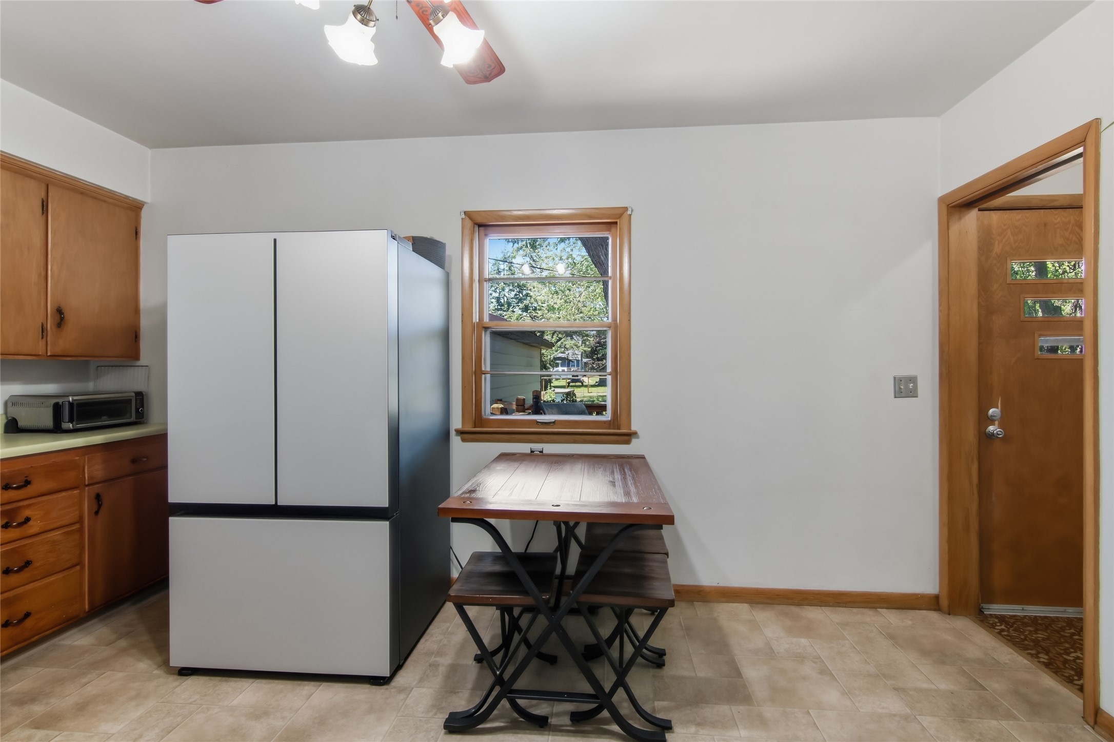484 A Street Property Photo 12