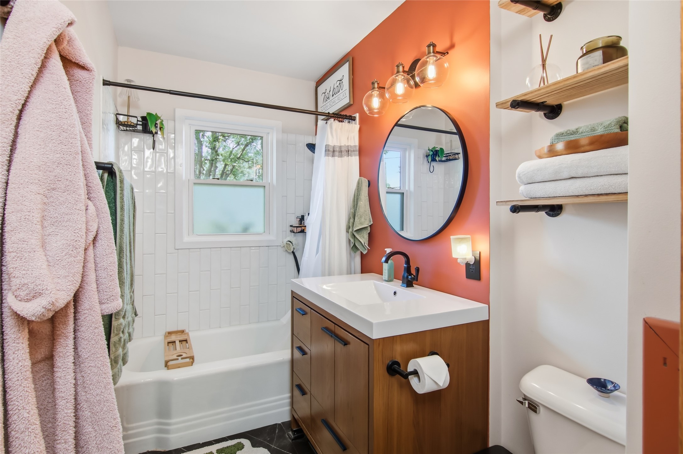 484 A Street Property Photo 18