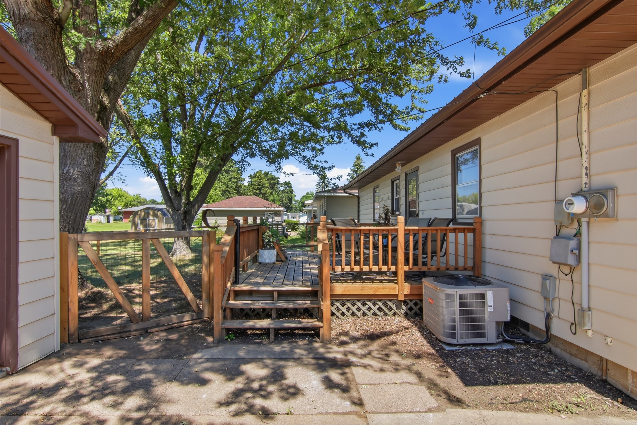 484 A Street Property Photo 25