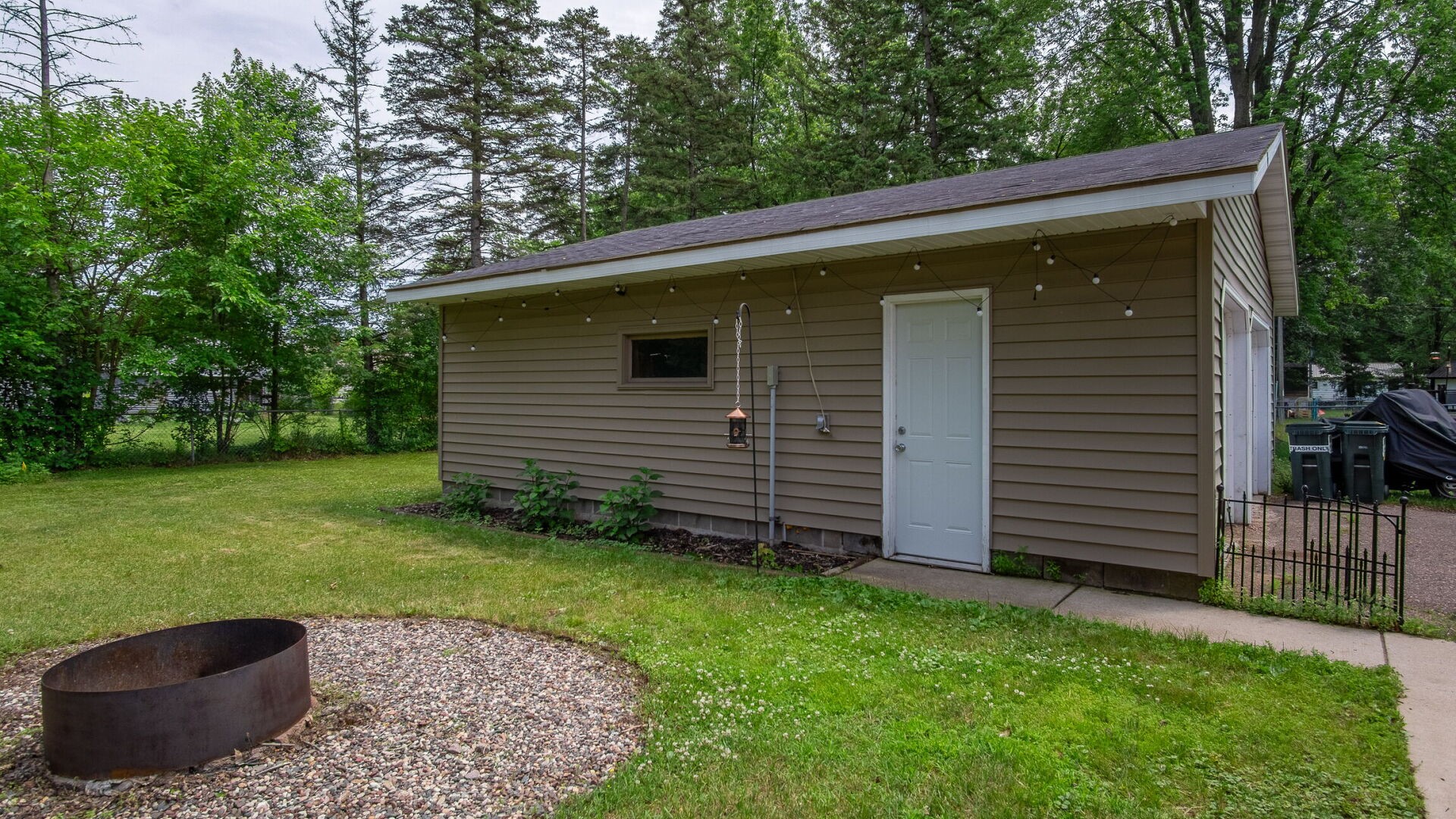 2713 Mercury Avenue Property Photo 7