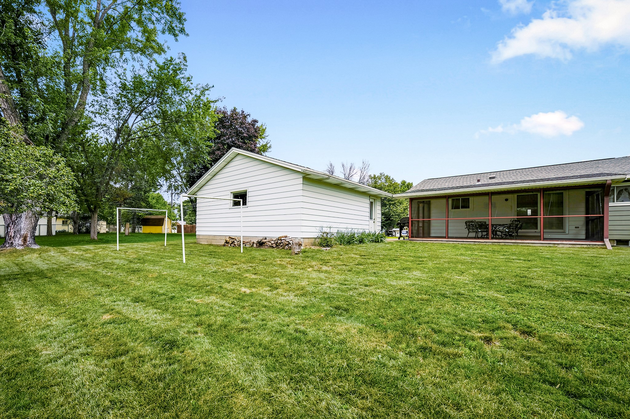 1602 Drury Court Property Photo 6