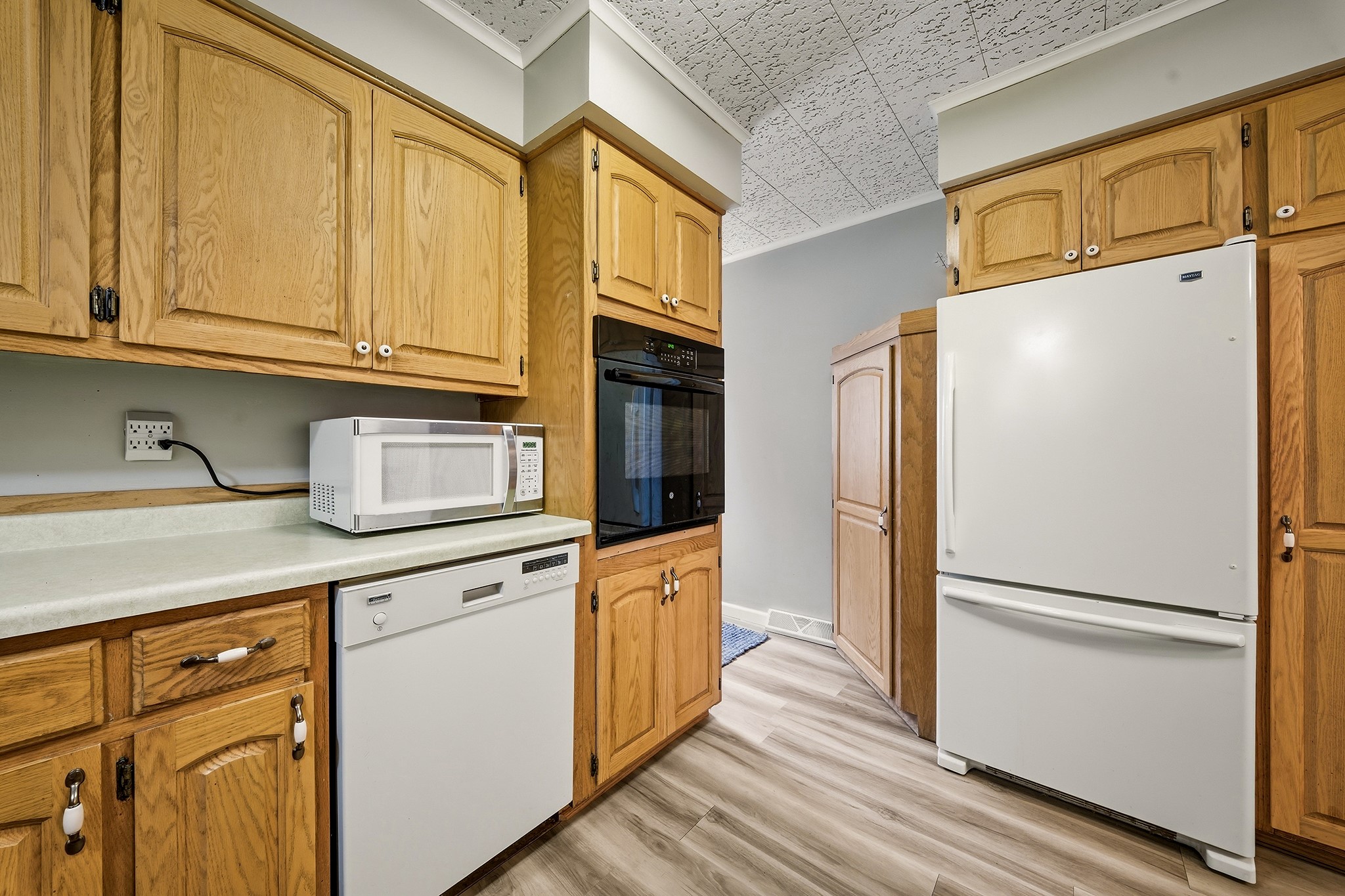 1602 Drury Court Property Photo 22