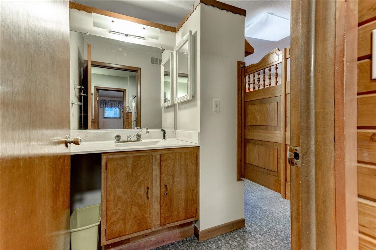 2216 3rd Street E Property Photo 25