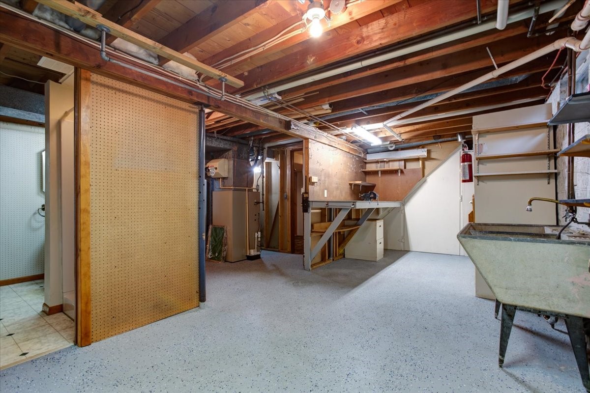 2216 3rd Street E Property Photo 37