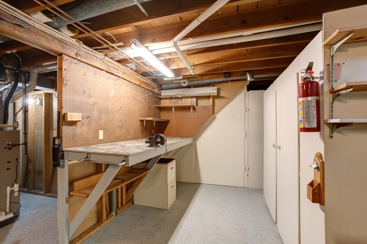 2216 3rd Street E Property Photo 39