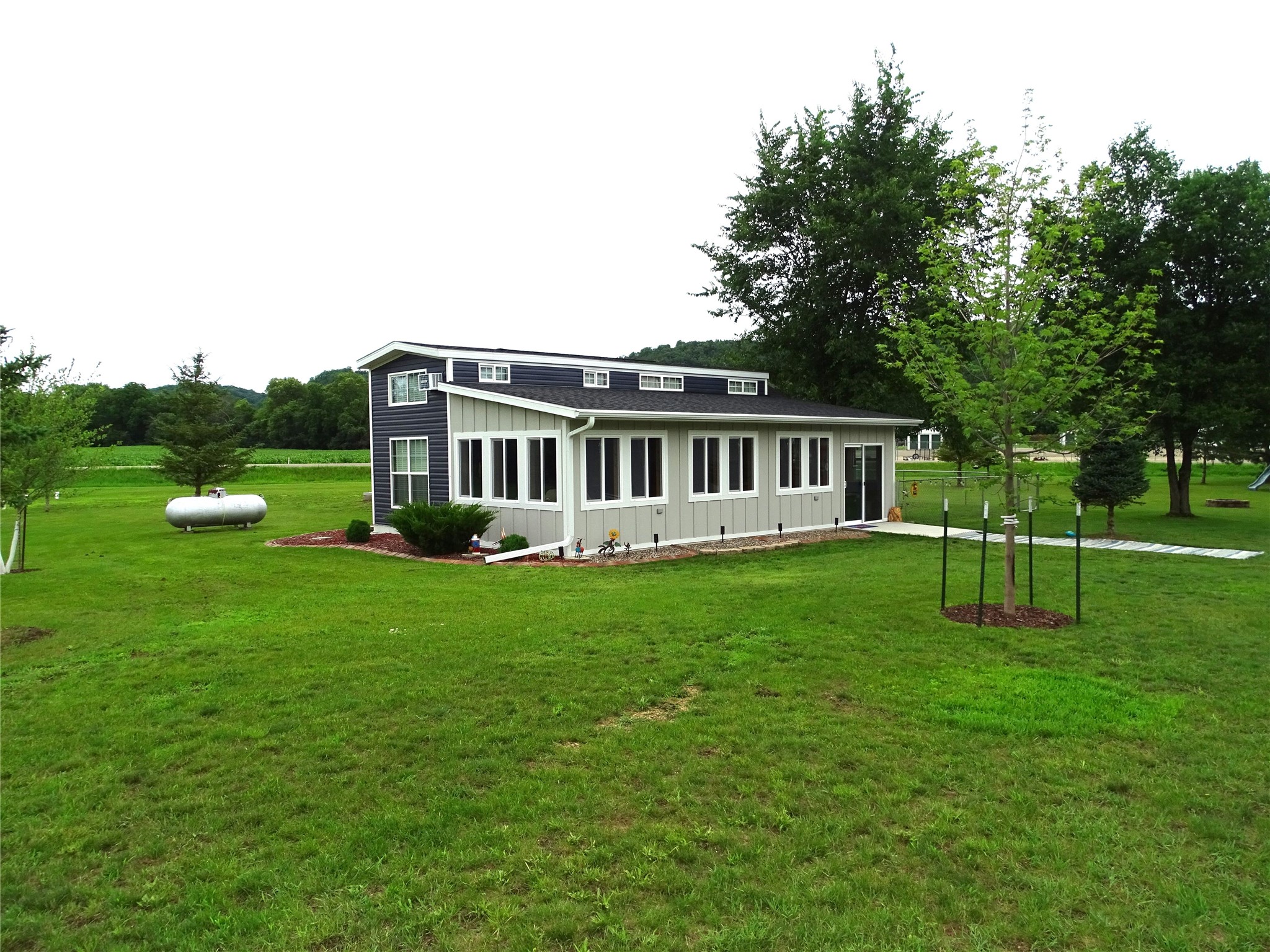 N1041 Prairie Rose Drive Property Photo 6
