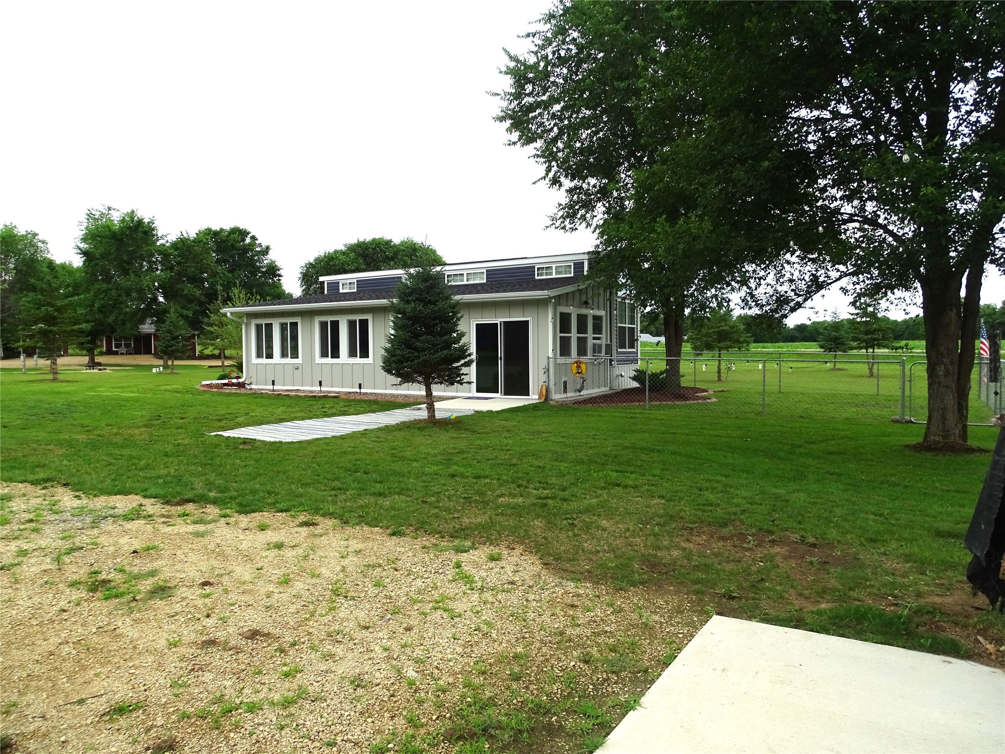 N1041 Prairie Rose Drive Property Photo 8