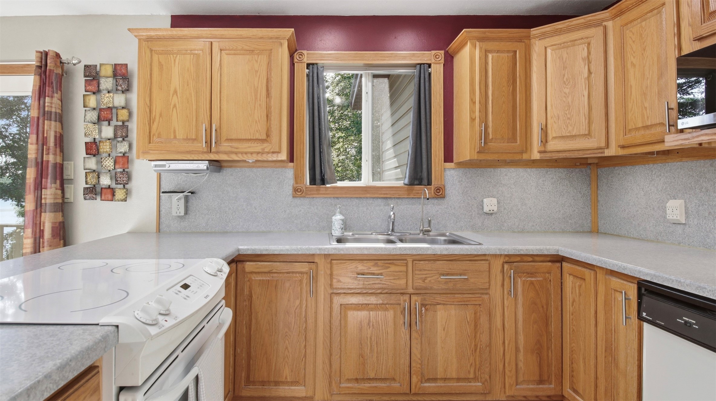 22007 175th Street Property Photo 11
