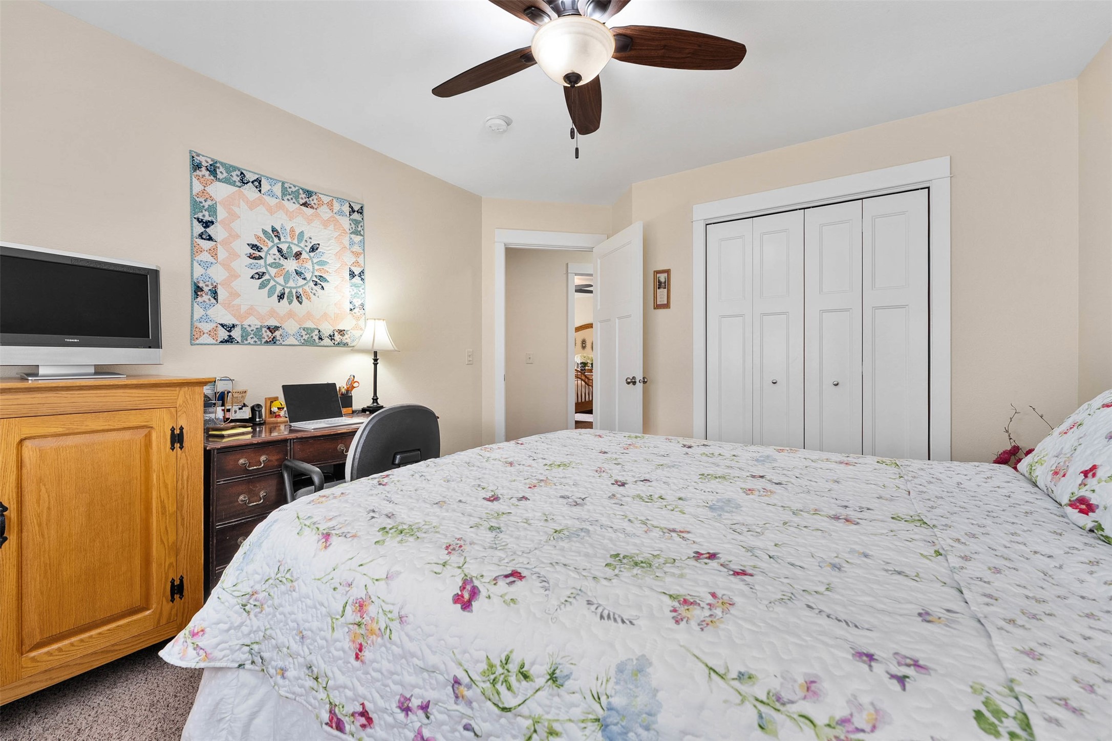 1715 E Clairemont Avenue Property Photo 25
