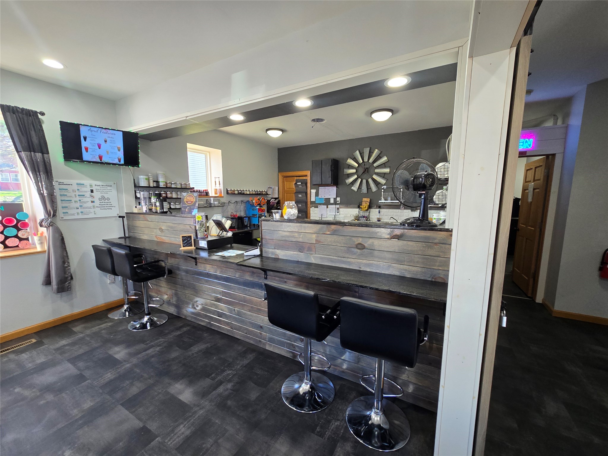 129 E Hudson Street Property Photo 10