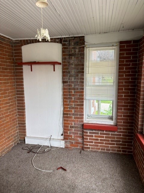 909 W Main Street Property Photo 11