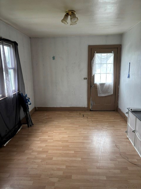 114 S Monroe Street Property Photo 5