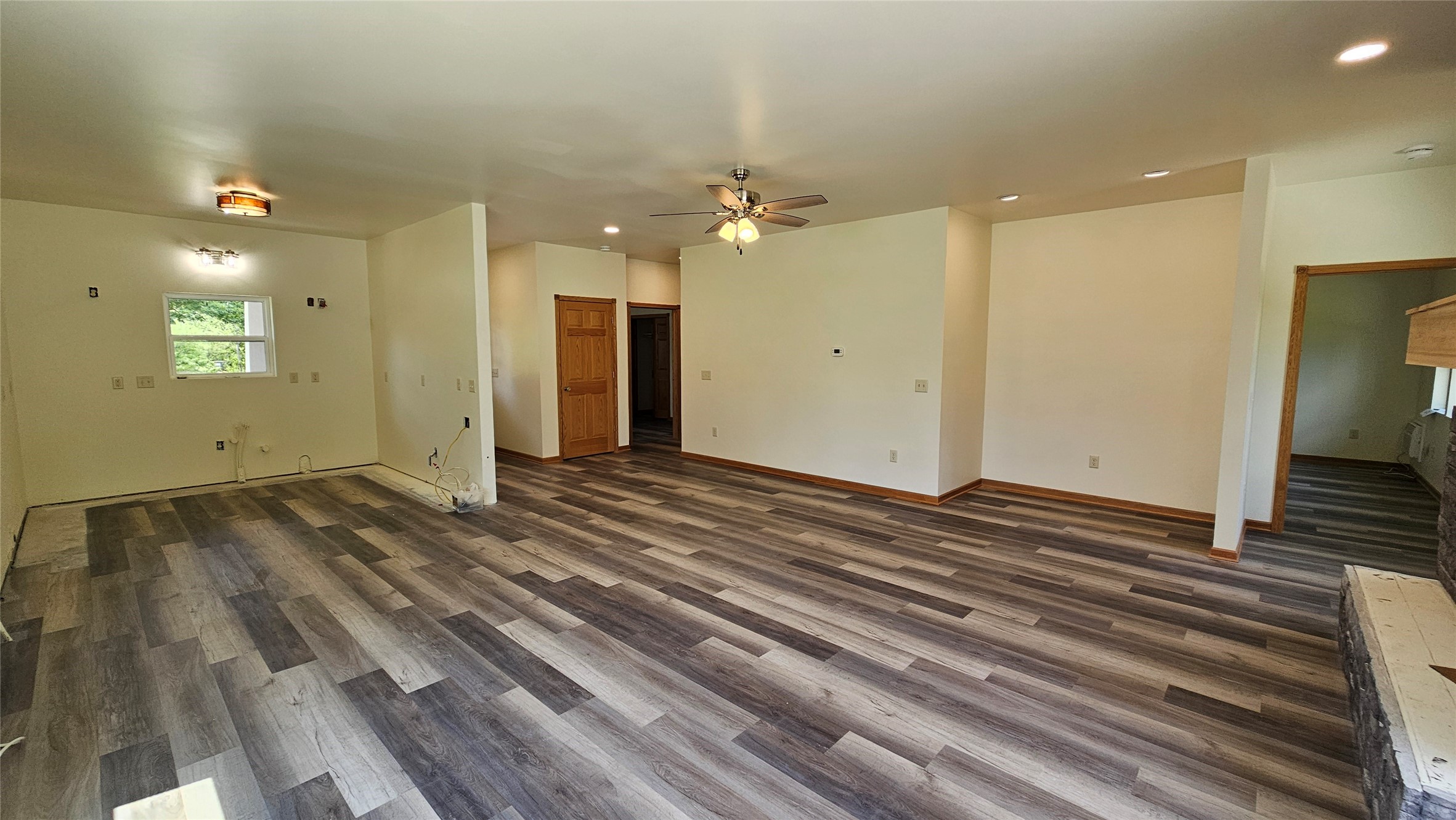 15838 Laura Drive B Property Photo 16