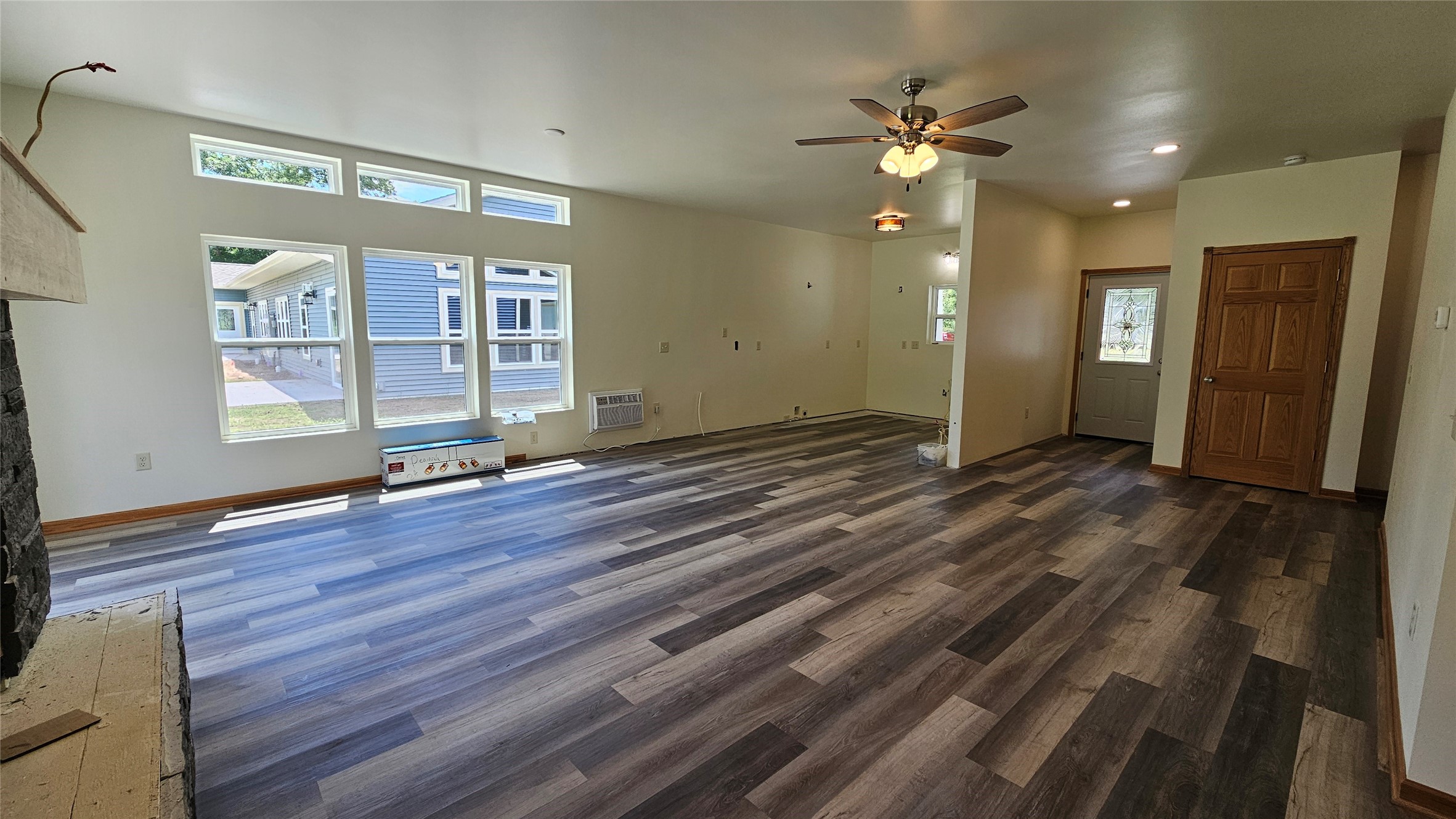 15838 Laura Drive B Property Photo 17
