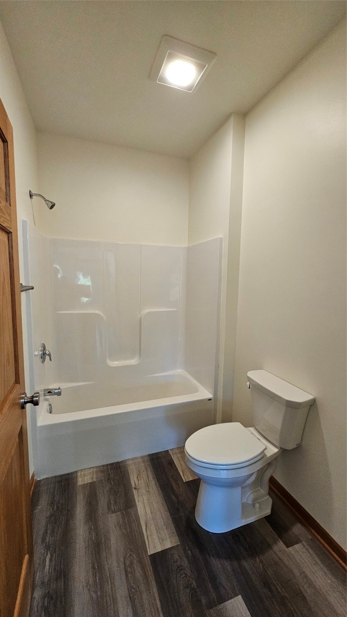 15838 Laura Drive B Property Photo 21