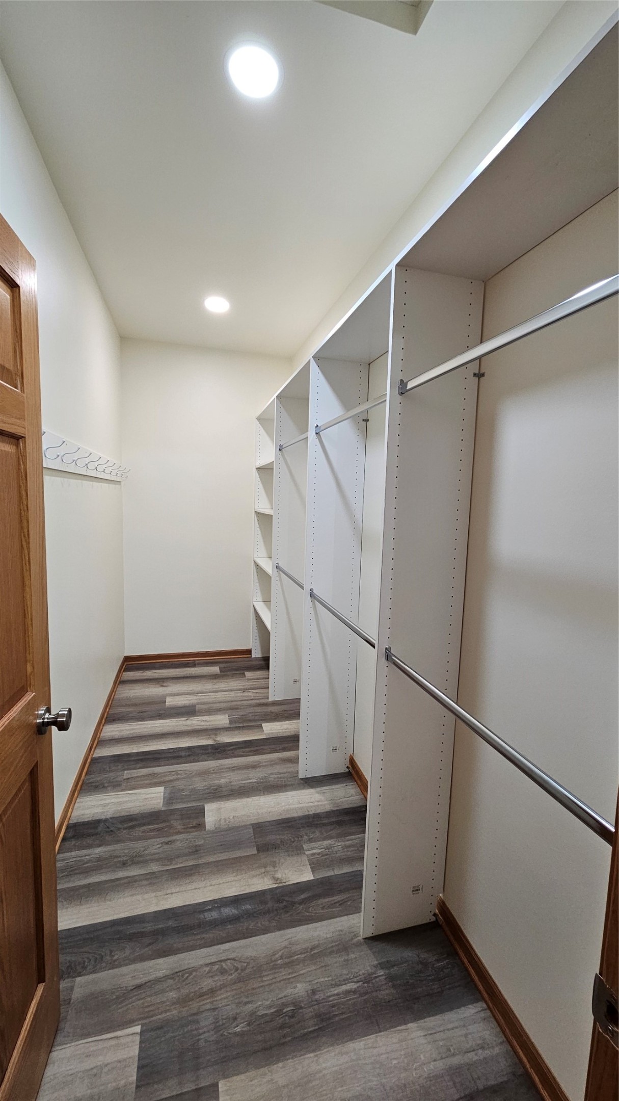 15838 Laura Drive B Property Photo 22