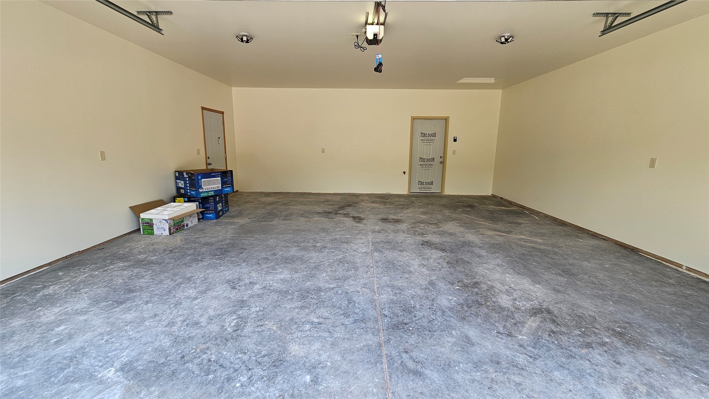 15842 Laura Drive A Property Photo 9
