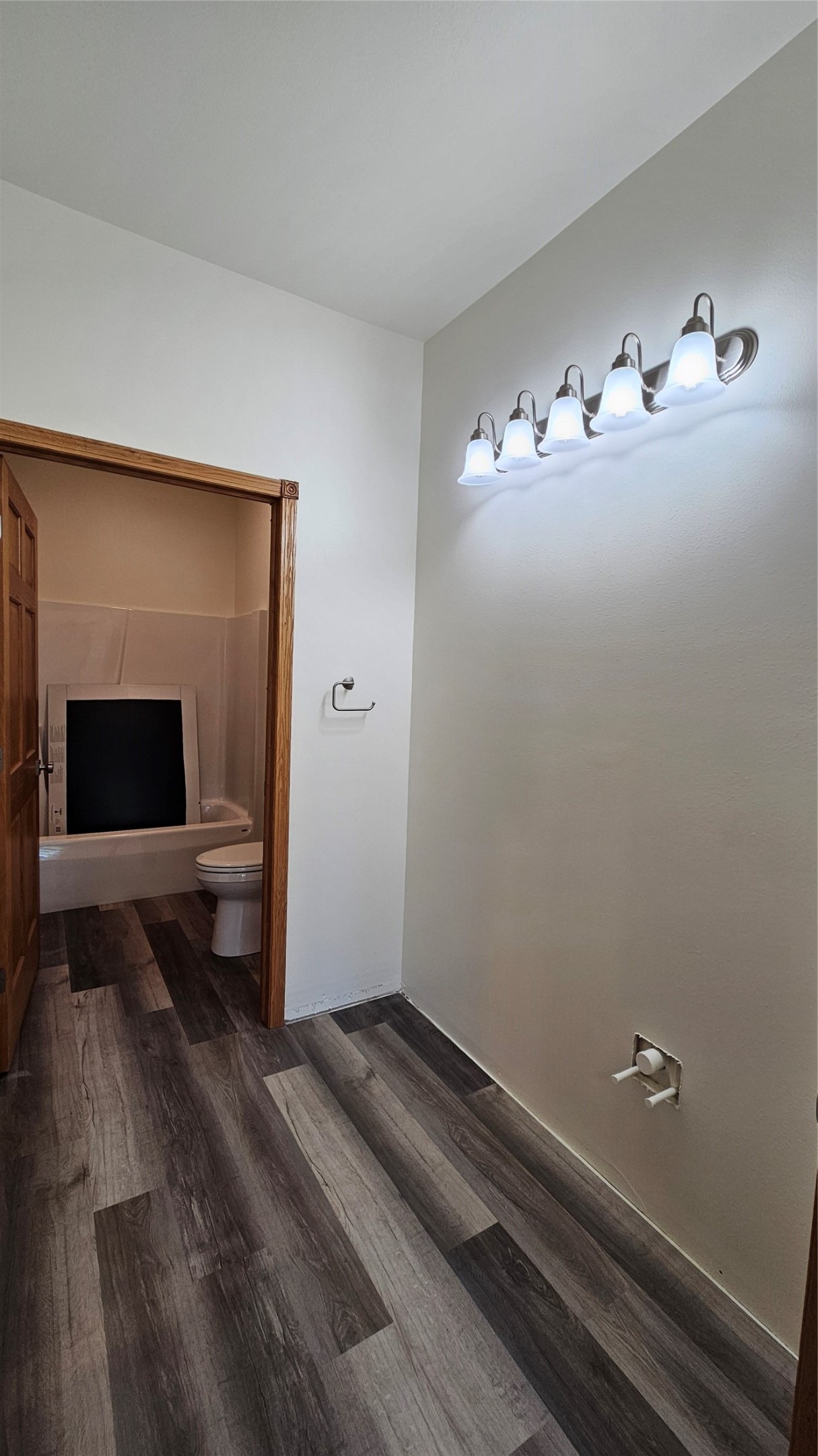 15846 Laura Drive B Property Photo 19