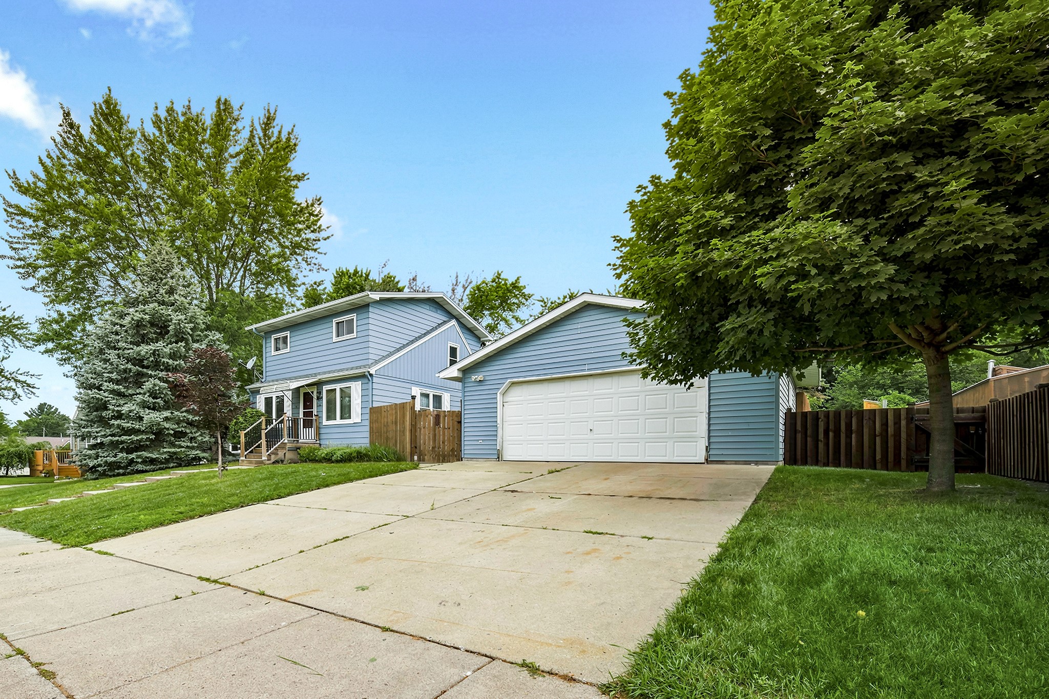 2446 Marquette Street Property Photo 2