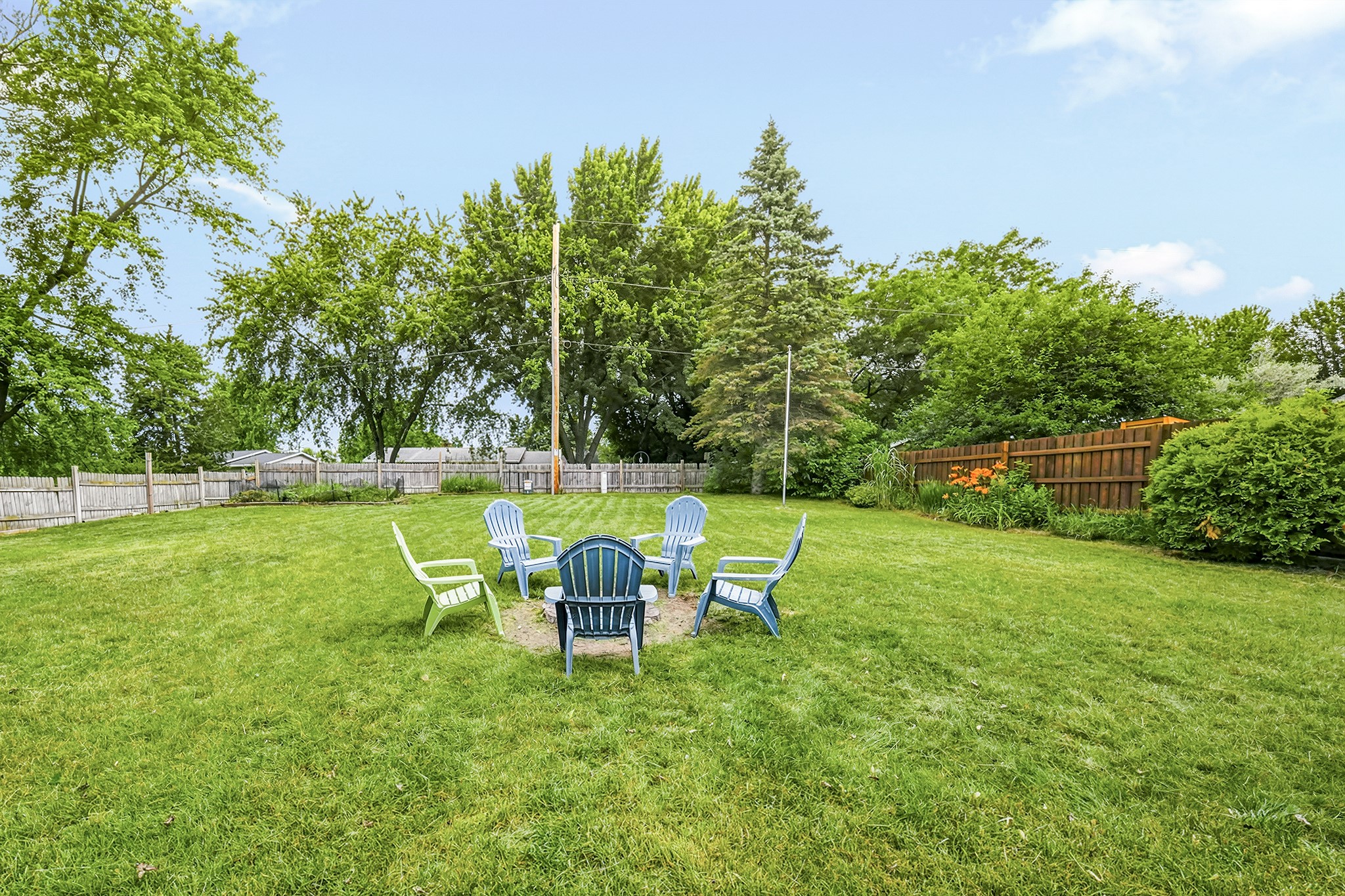2446 Marquette Street Property Photo 8