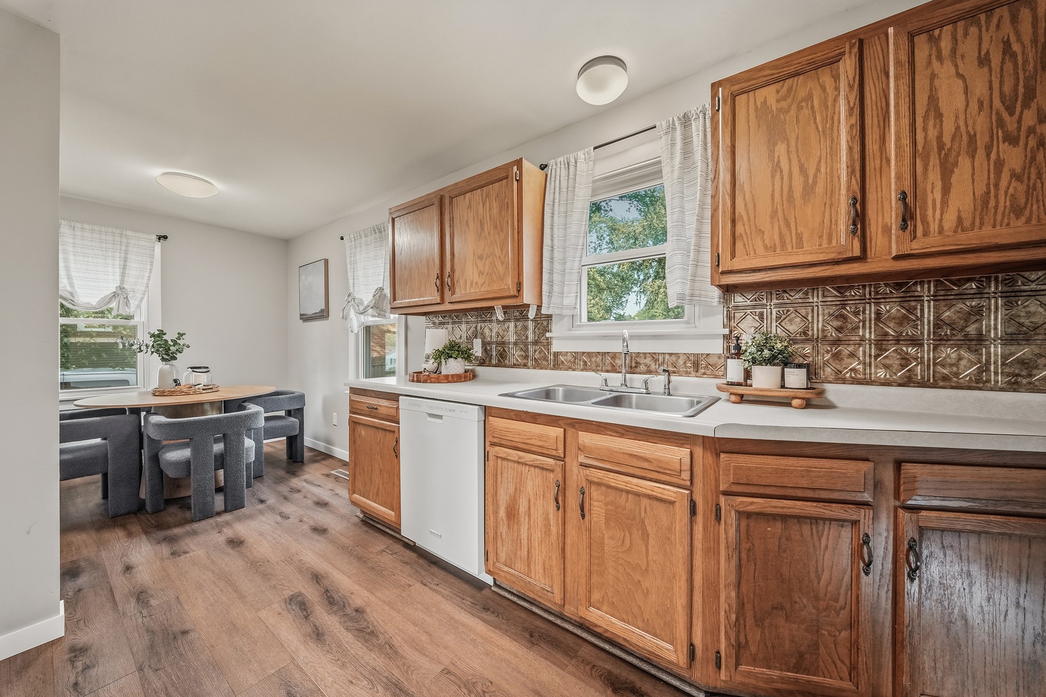 2446 Marquette Street Property Photo 19
