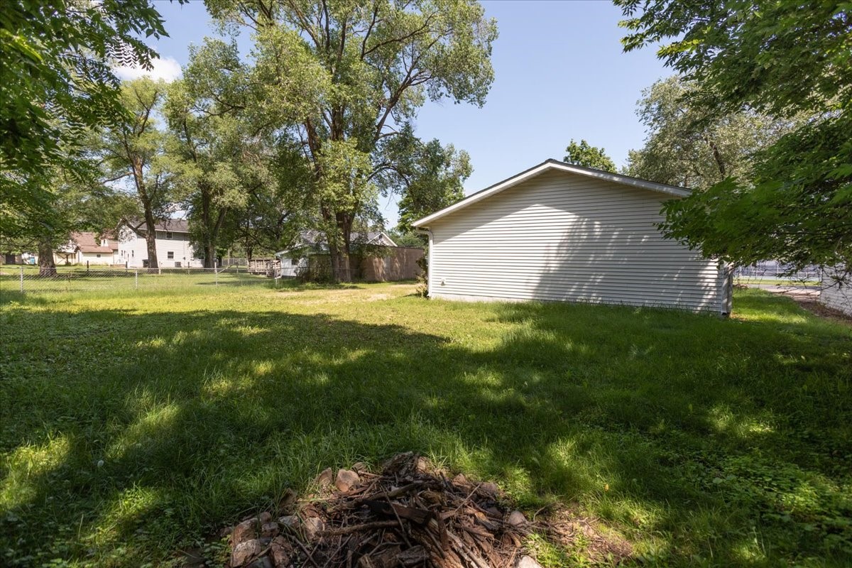 408 18th Avenue E 1 Property Photo 7