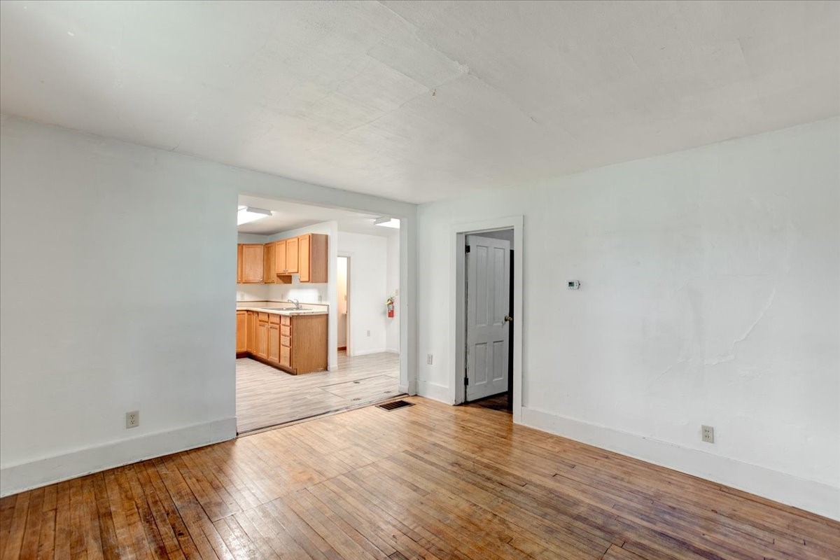 408 18th Avenue E 1 Property Photo 13
