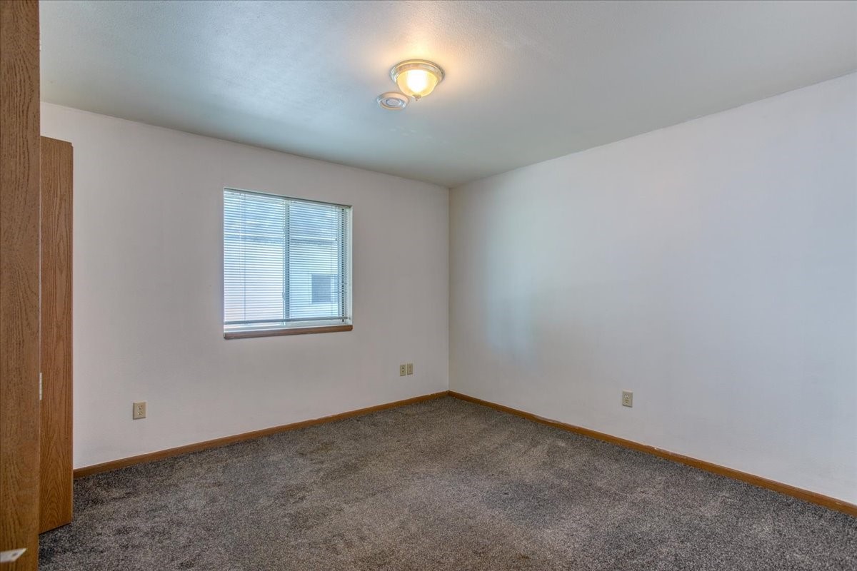 408 18th Avenue E 1 Property Photo 27