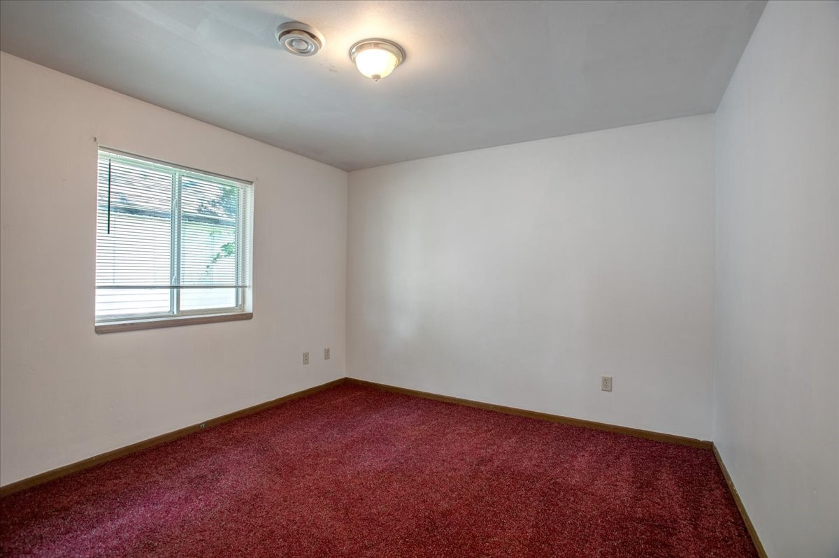 408 18th Avenue E 1 Property Photo 34
