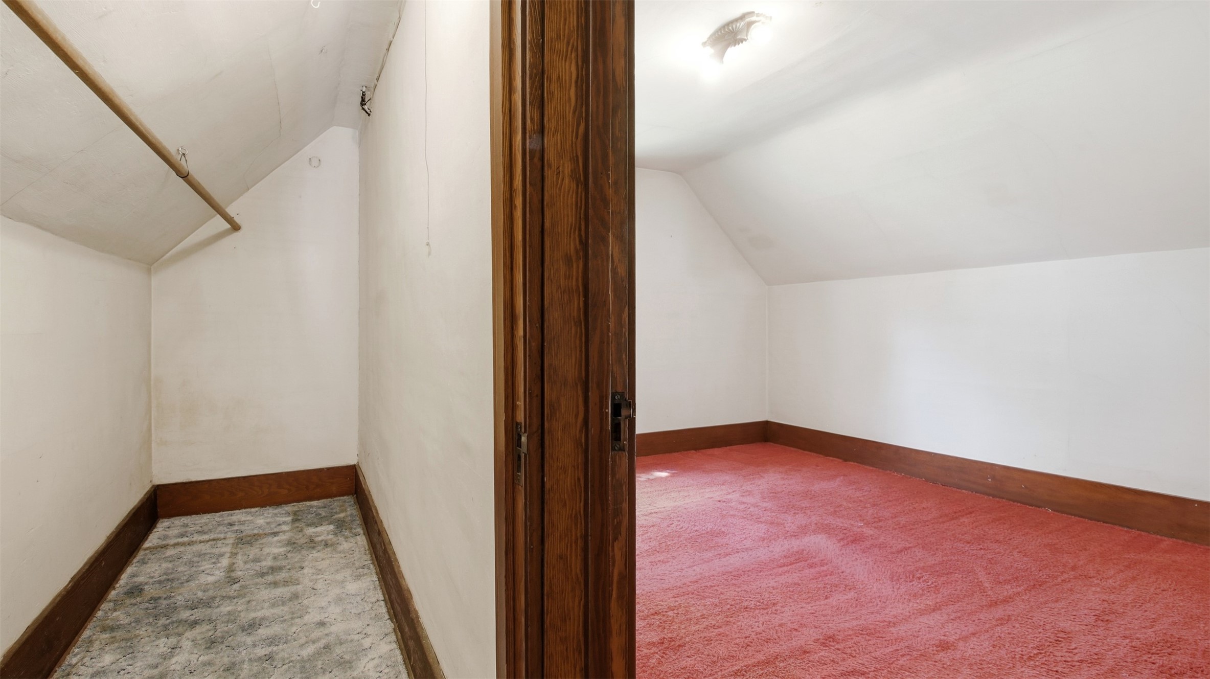 427 E River Avenue Property Photo 21