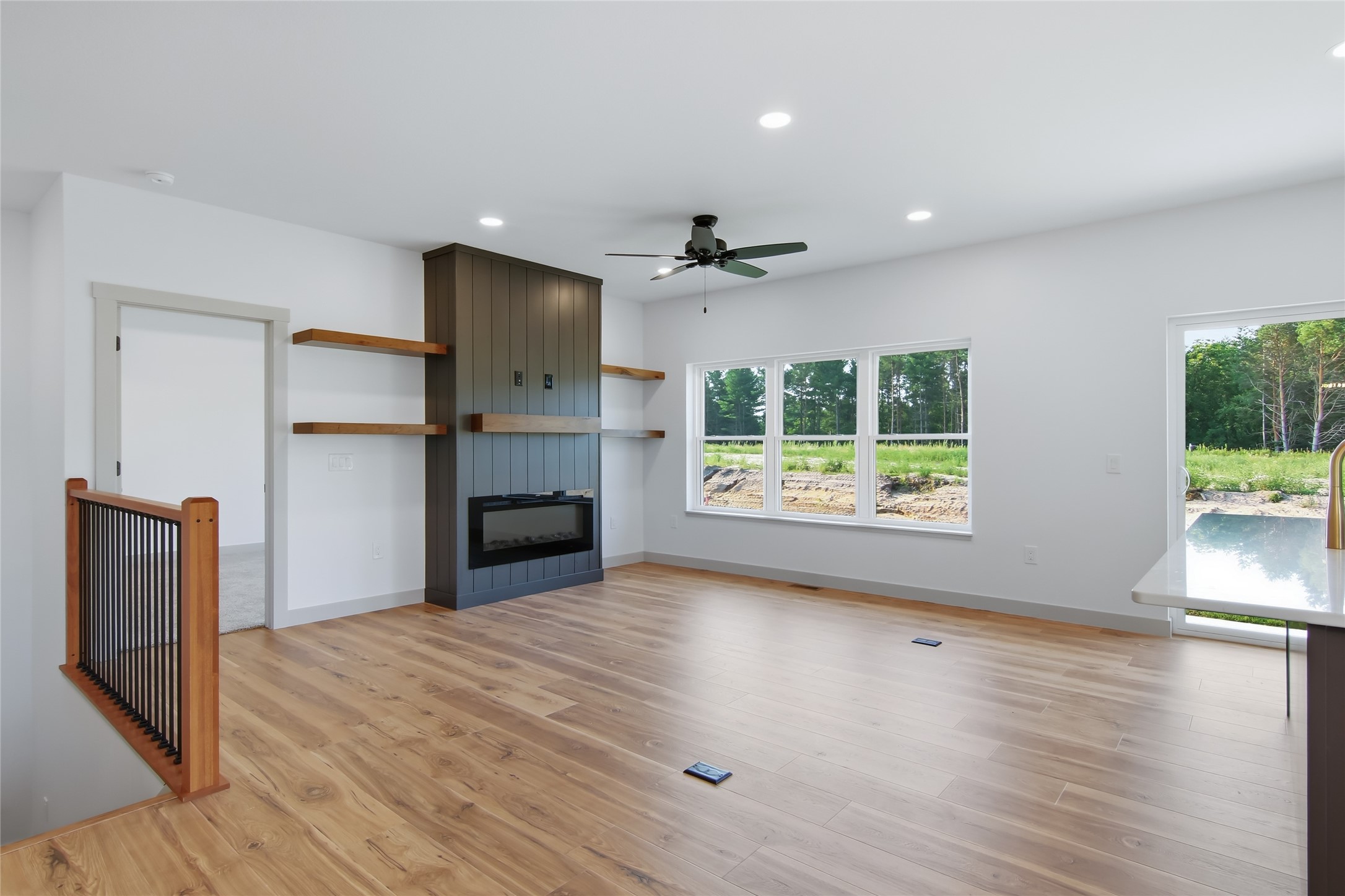 6735 Buck Tail Drive Property Photo 2