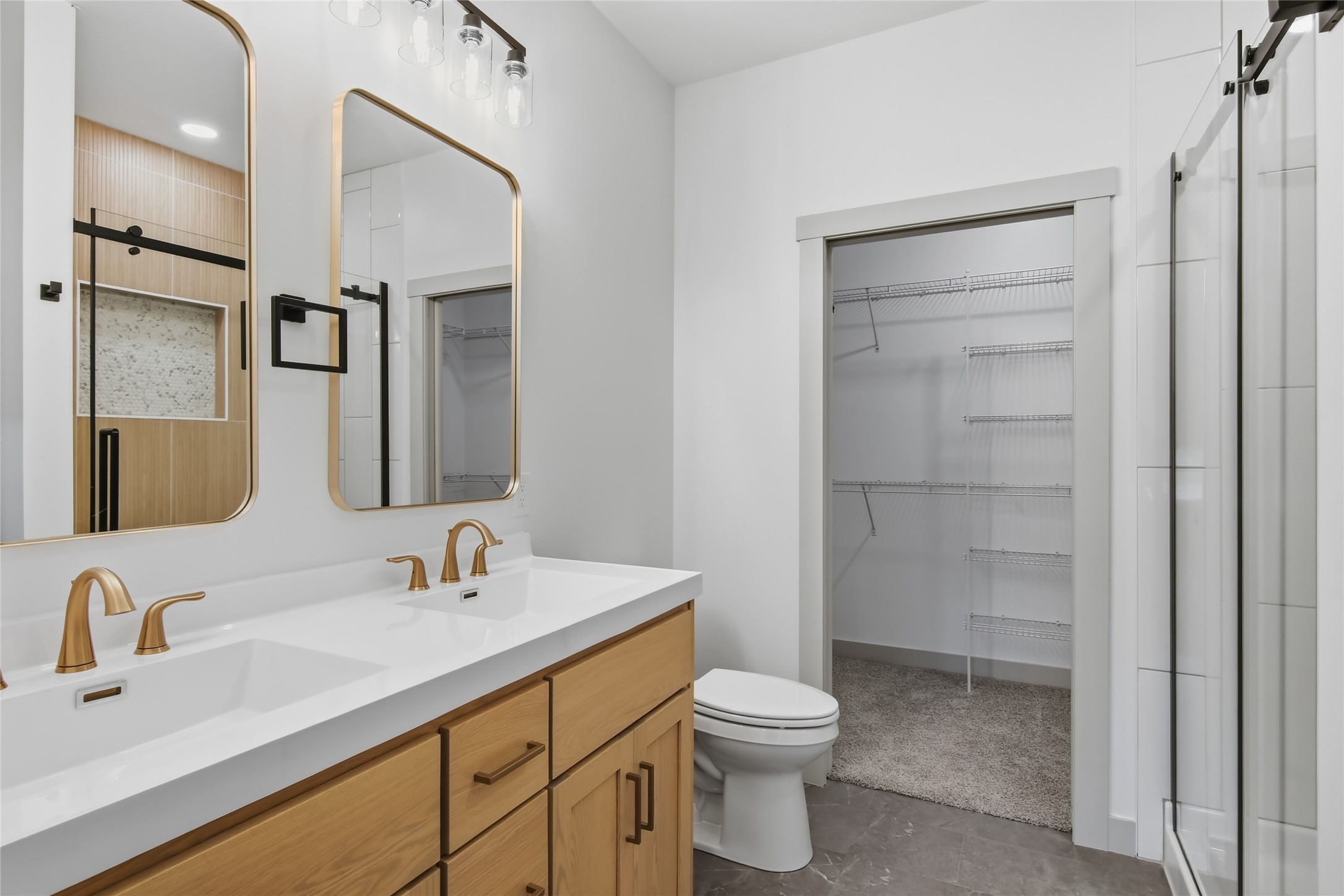 6735 Buck Tail Drive Property Photo 14