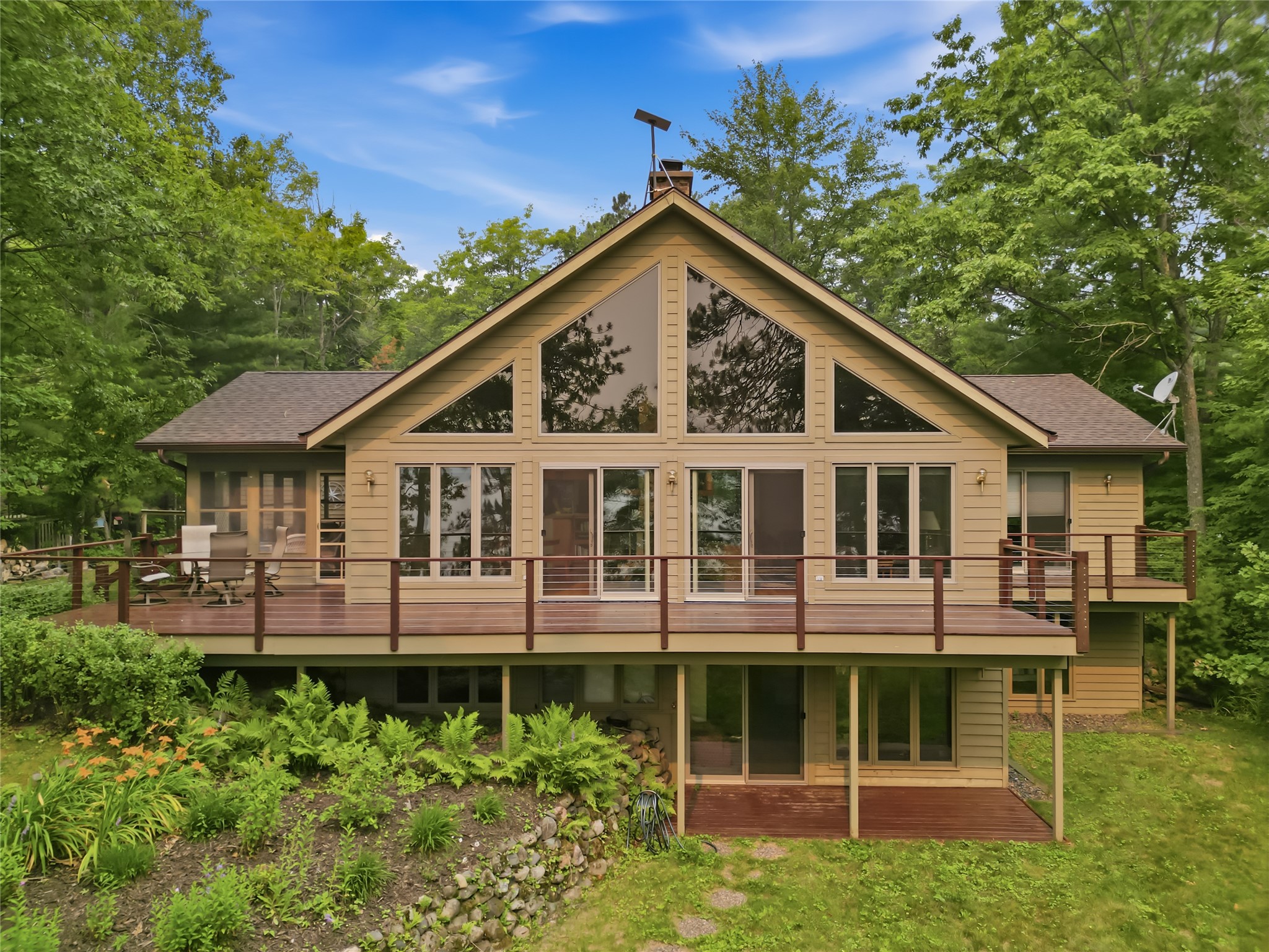 10026n Harnden Road Property Photo 6