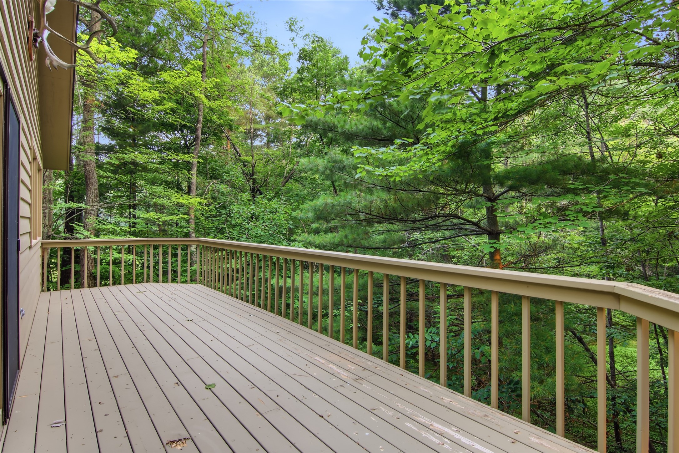 10026n Harnden Road Property Photo 44